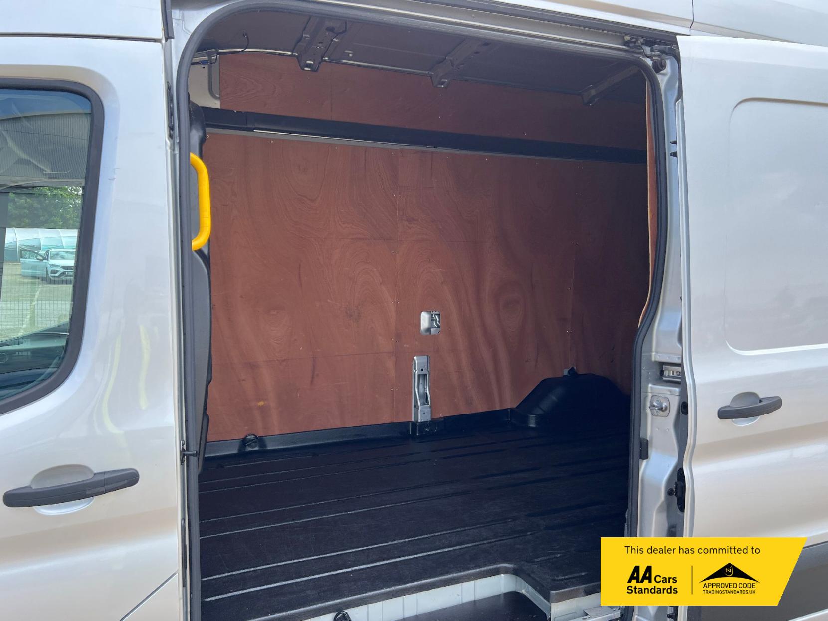 Ford Transit 2.0 350 EcoBlue MHEV Trend Panel Van 5dr Diesel Manual RWD L4 H3 Euro 6 (s/s) (130 ps)