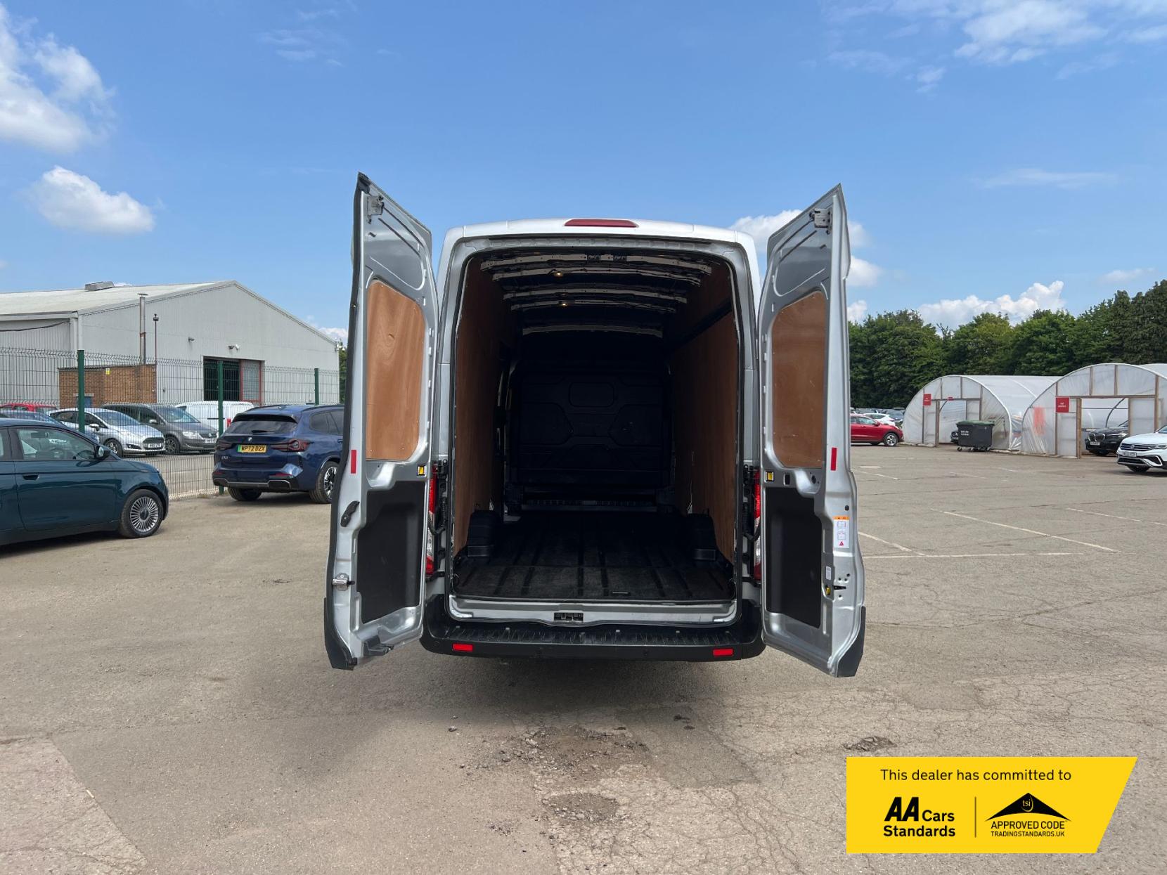 Ford Transit 2.0 350 EcoBlue MHEV Trend Panel Van 5dr Diesel Manual RWD L4 H3 Euro 6 (s/s) (130 ps)