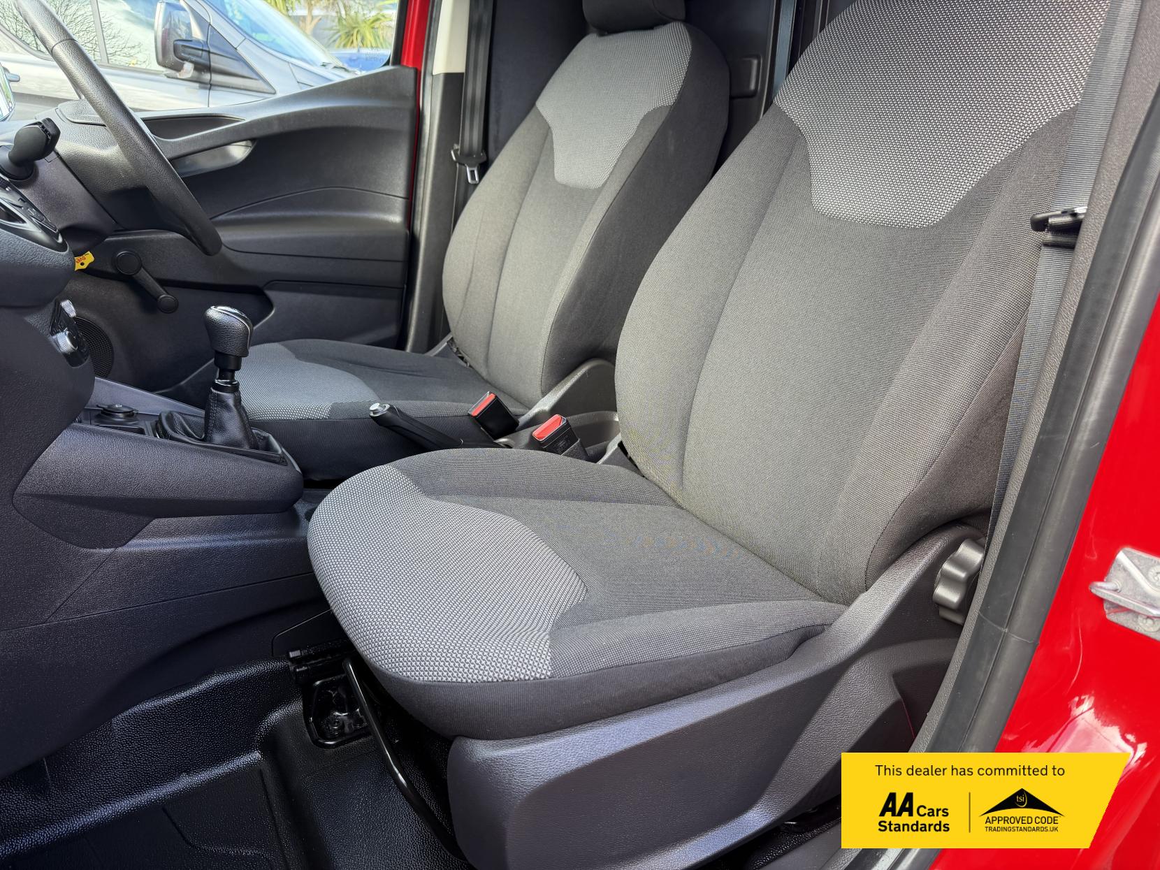 Ford Transit Courier 1.0 EcoBoost Panel Van 4dr Petrol Manual L1 Euro 6 (100 ps)