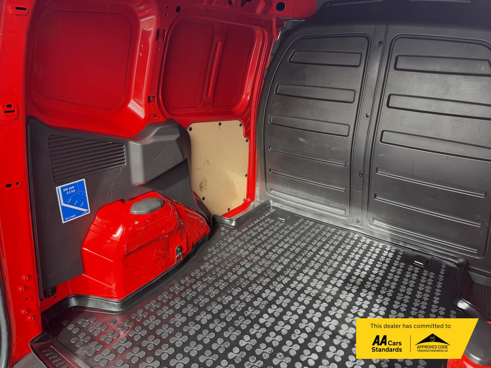 Ford Transit Courier 1.0 EcoBoost Panel Van 4dr Petrol Manual L1 Euro 6 (100 ps)