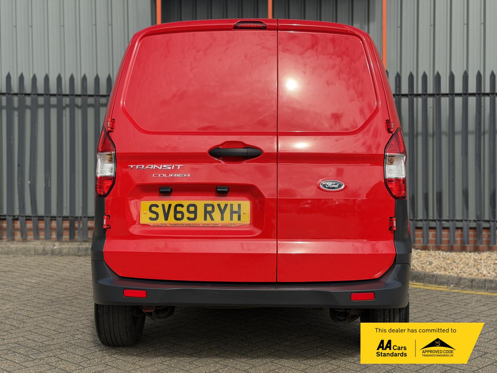 Ford Transit Courier 1.0 EcoBoost Panel Van 4dr Petrol Manual L1 Euro 6 (100 ps)