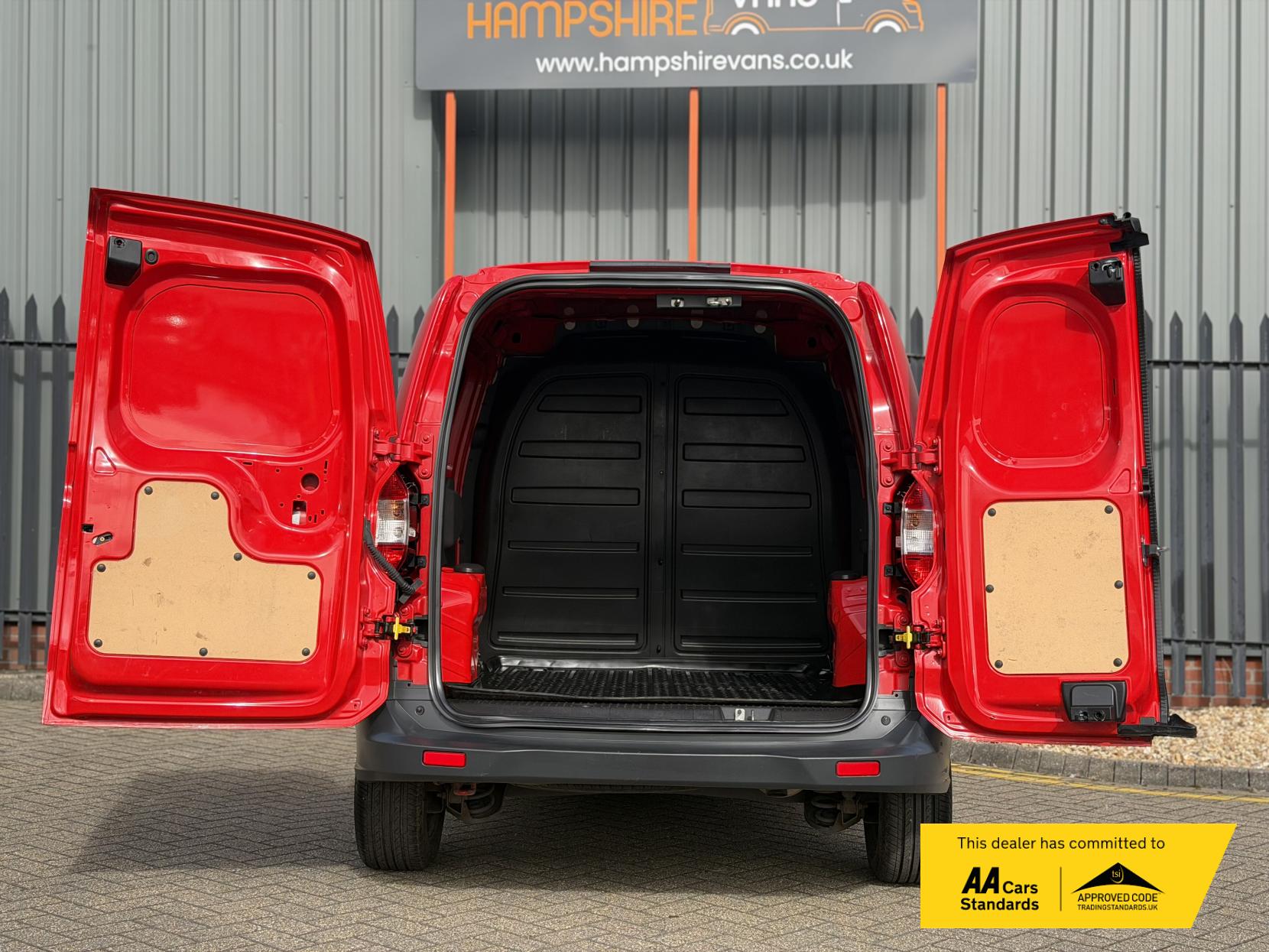 Ford Transit Courier 1.0 EcoBoost Panel Van 4dr Petrol Manual L1 Euro 6 (100 ps)