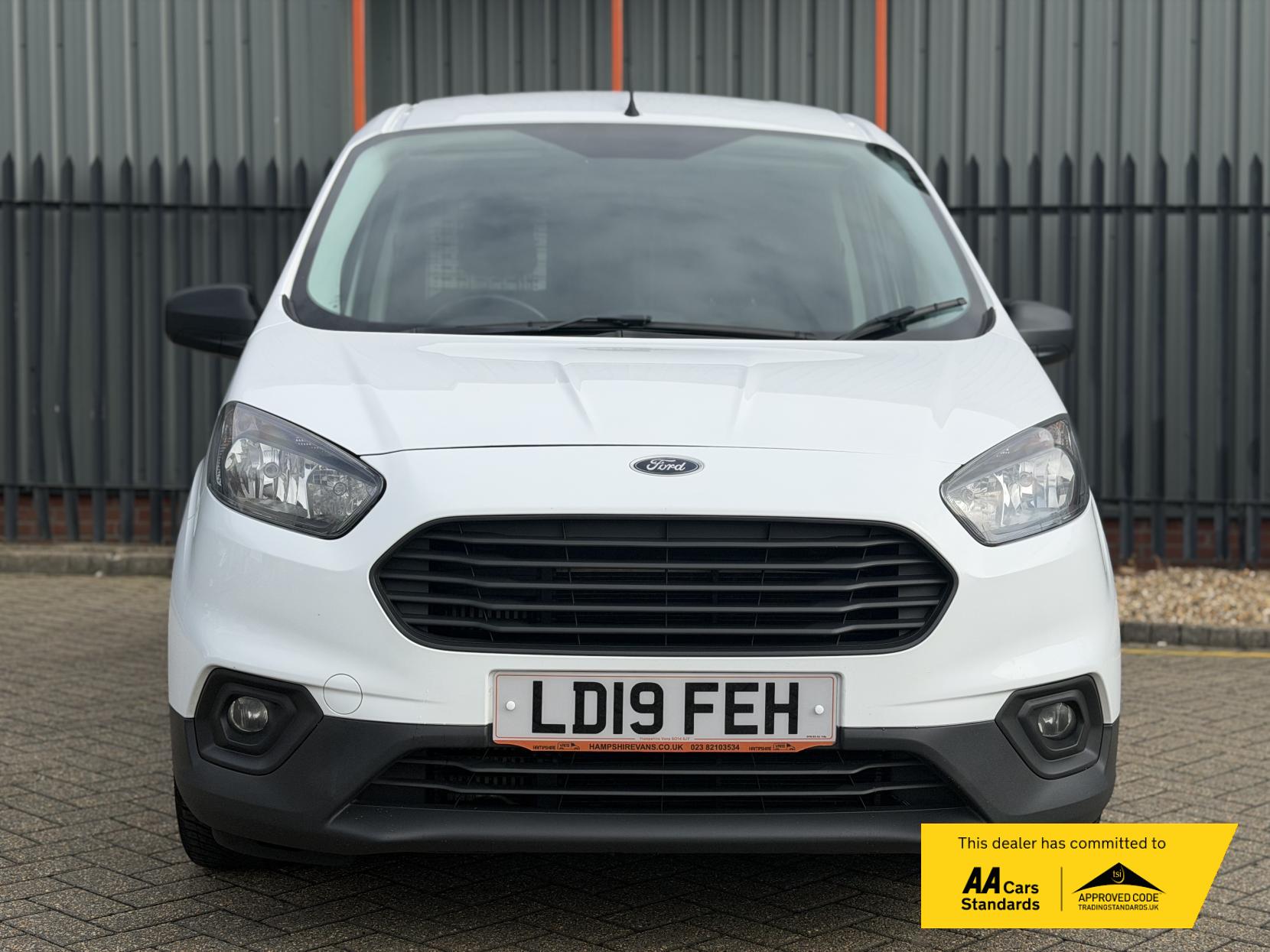 2019 Ford Transit Courier 1.5 TDCi Trend Panel Van 5dr Diesel Manual L1 Euro 6 (75 ps) - Thumbnail 12