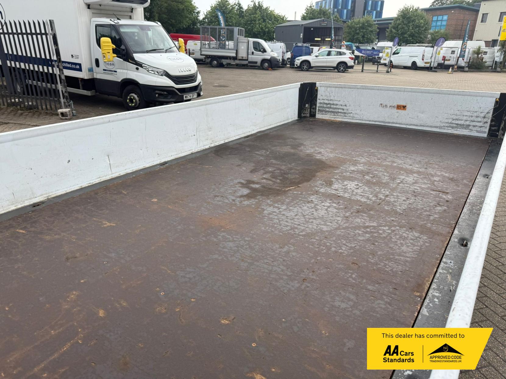 Ford Transit 2.0 350 EcoBlue Leader Premium Dropside 2dr Diesel Manual FWD L4 Euro 6 (s/s) (130 ps)