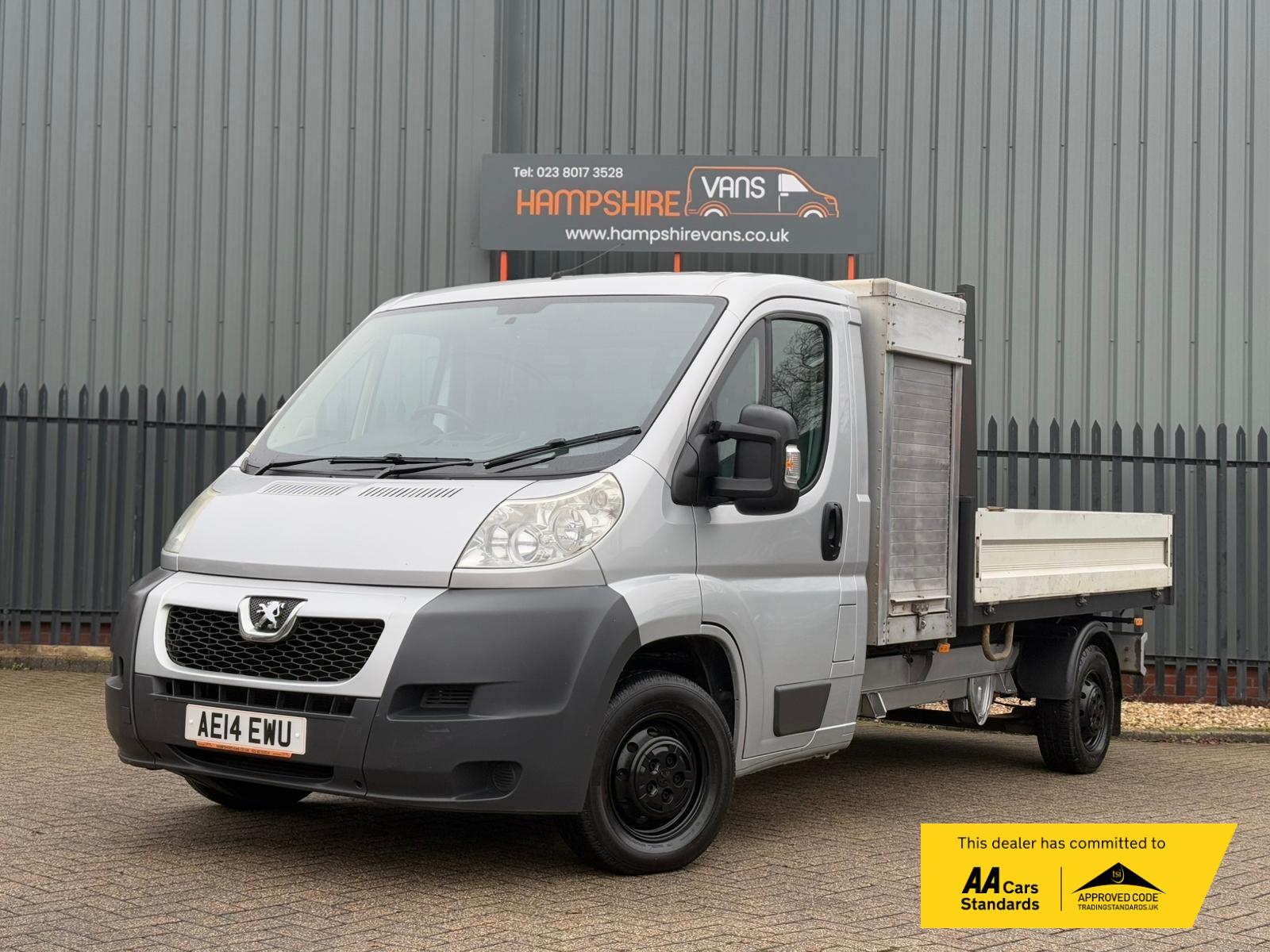 Peugeot Boxer 2.2 BlueHDi 335 Built for Business Tipper 2dr Diesel Manual L2 Euro 6 (s/s) (140 ps)