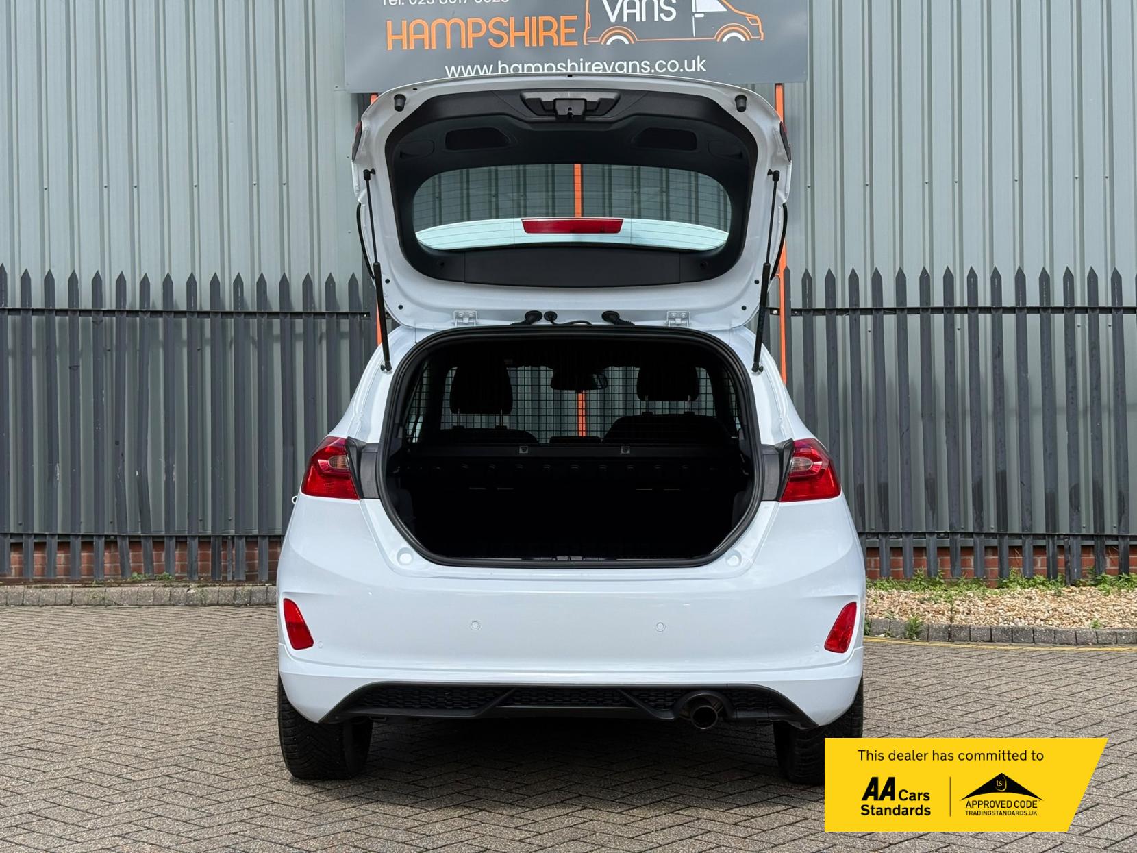 2019 Ford Fiesta Van 1.0T EcoBoost Sport Car Derived Van 3dr Petrol Manual Euro 6 (s/s) (125 ps) - Thumbnail 15