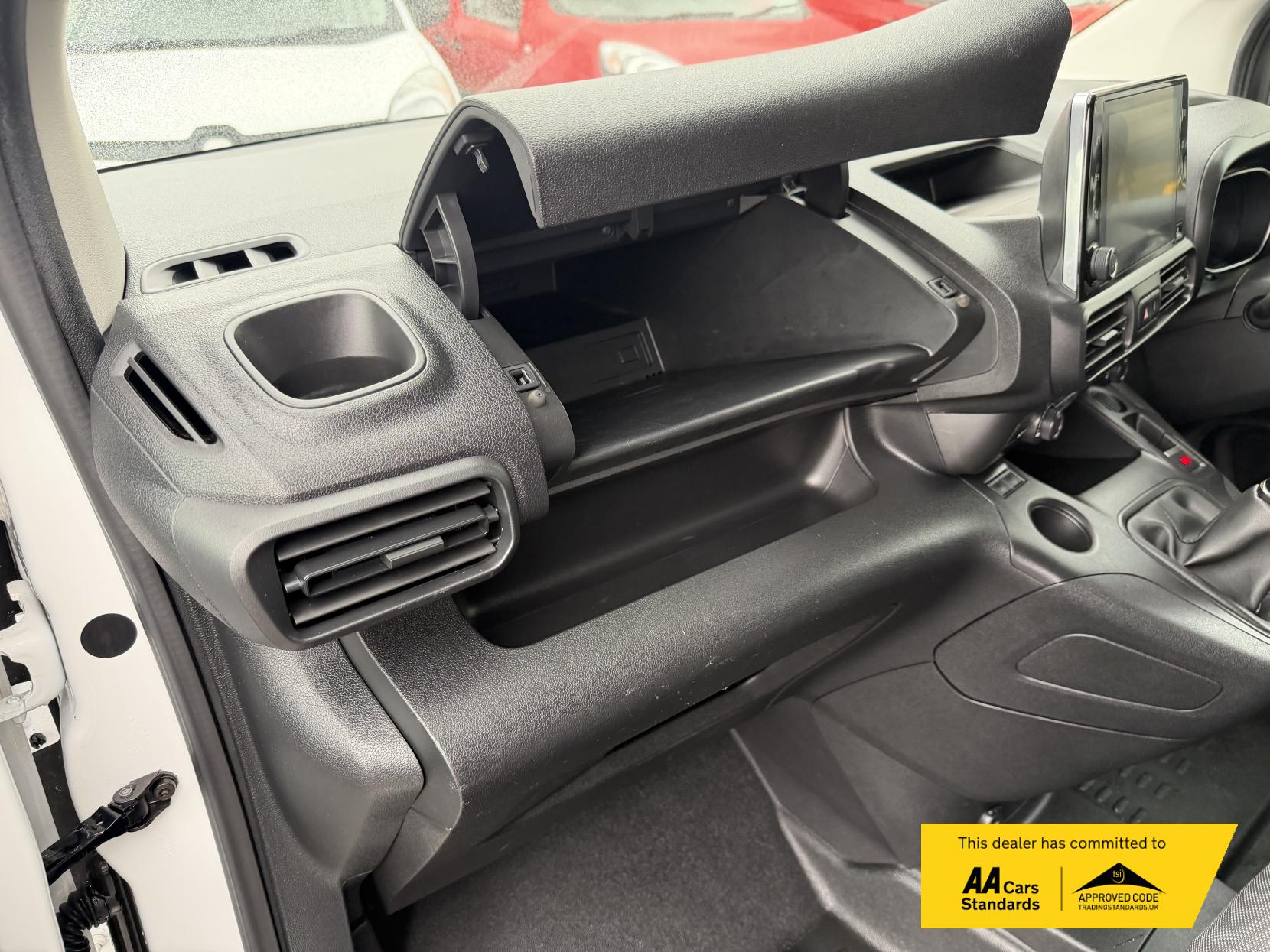 Citroen Berlingo 1.5 BlueHDi 1000 Driver M Panel Van 5dr Diesel Manual SWB Euro 6 (s/s) (100 ps)