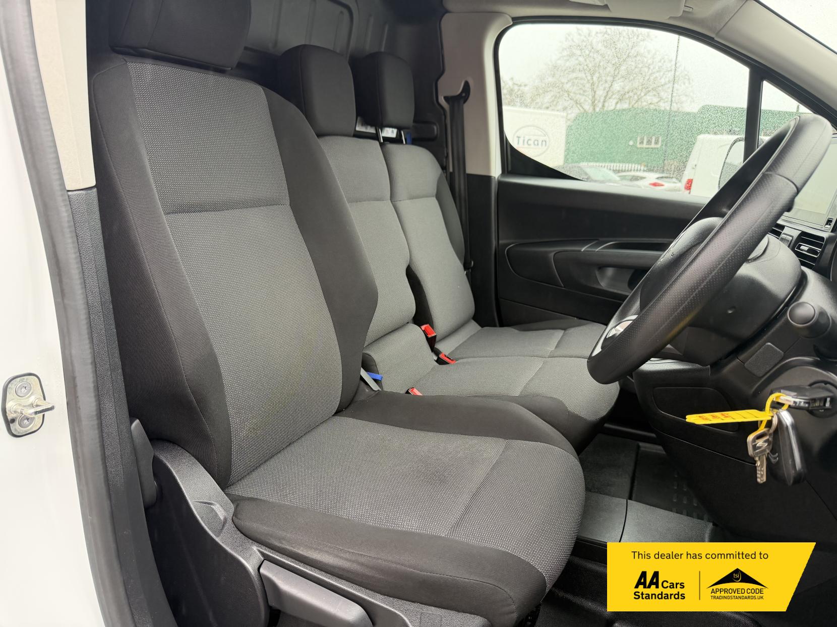 Citroen Berlingo 1.5 BlueHDi 1000 Driver M Panel Van 5dr Diesel Manual SWB Euro 6 (s/s) (100 ps)