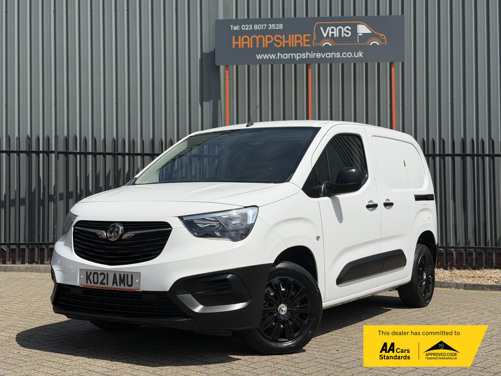 2021 Vauxhall Combo 1.5 Turbo D 2300 Dynamic Panel Van 4dr Diesel Manual L1 H1 Euro 6 (100 ps) - Thumbnail 2