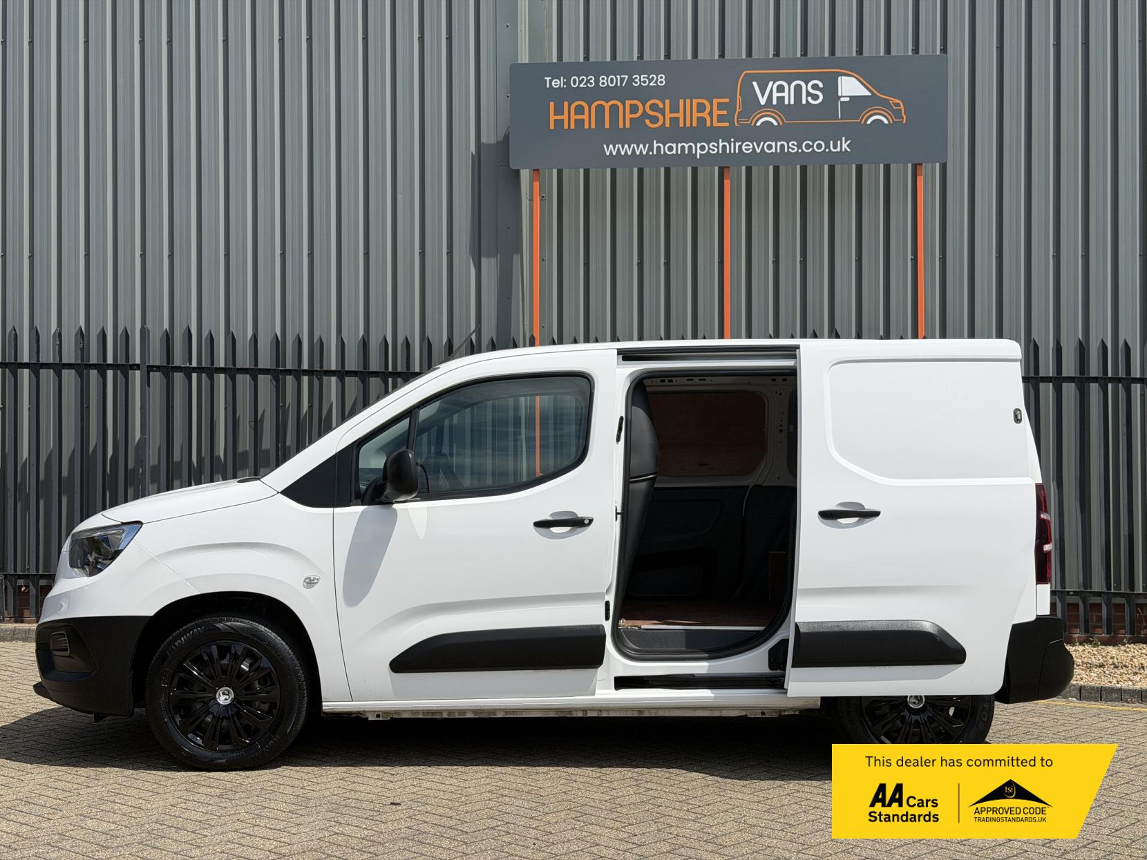 2021 Vauxhall Combo 1.5 Turbo D 2300 Dynamic Panel Van 4dr Diesel Manual L1 H1 Euro 6 (100 ps) - Thumbnail 6