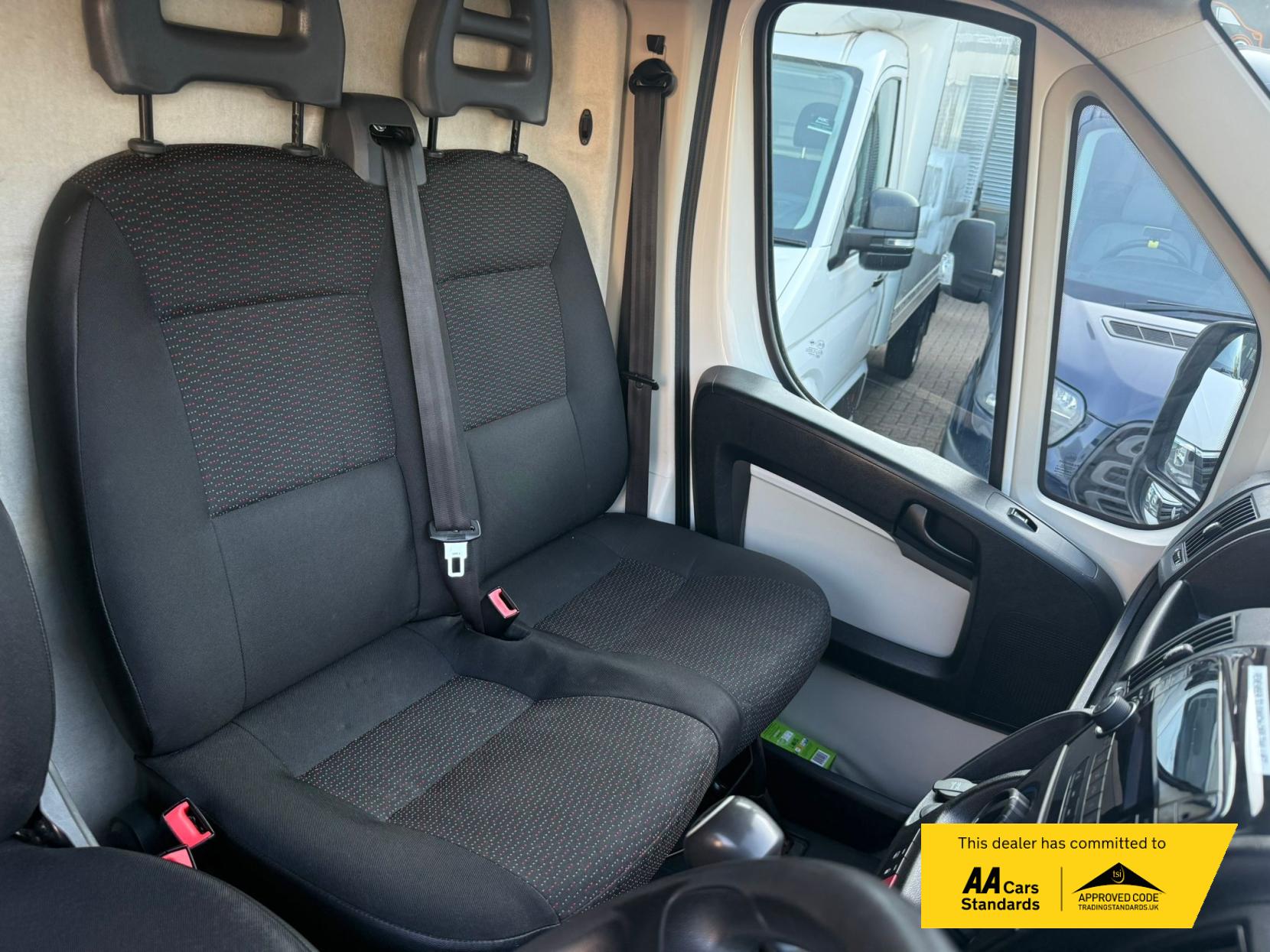 Citroen Relay 2.0 BlueHDi 35 Panel Van 5dr Diesel Manual L3 Extra High Roof Euro 6 (130 ps)