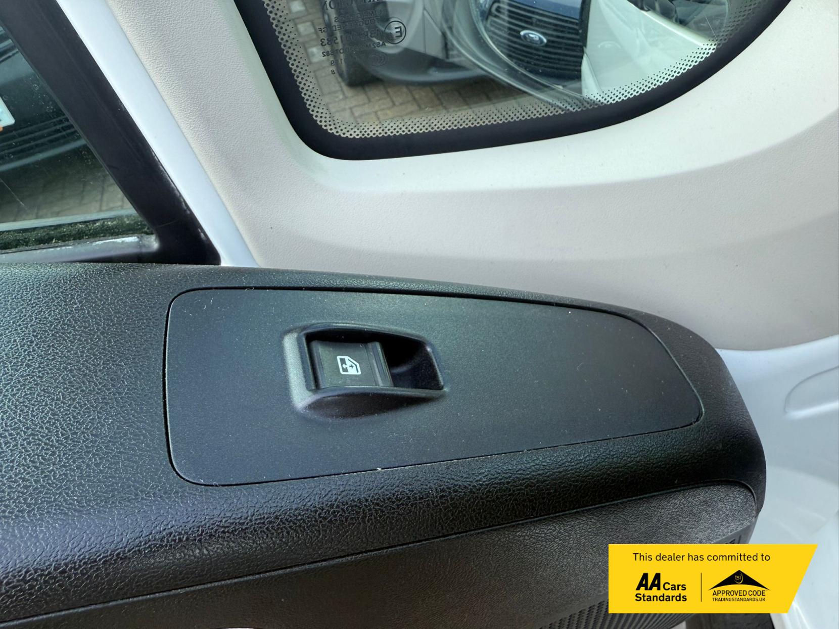 Citroen Relay 2.0 BlueHDi 35 Panel Van 5dr Diesel Manual L3 Extra High Roof Euro 6 (130 ps)