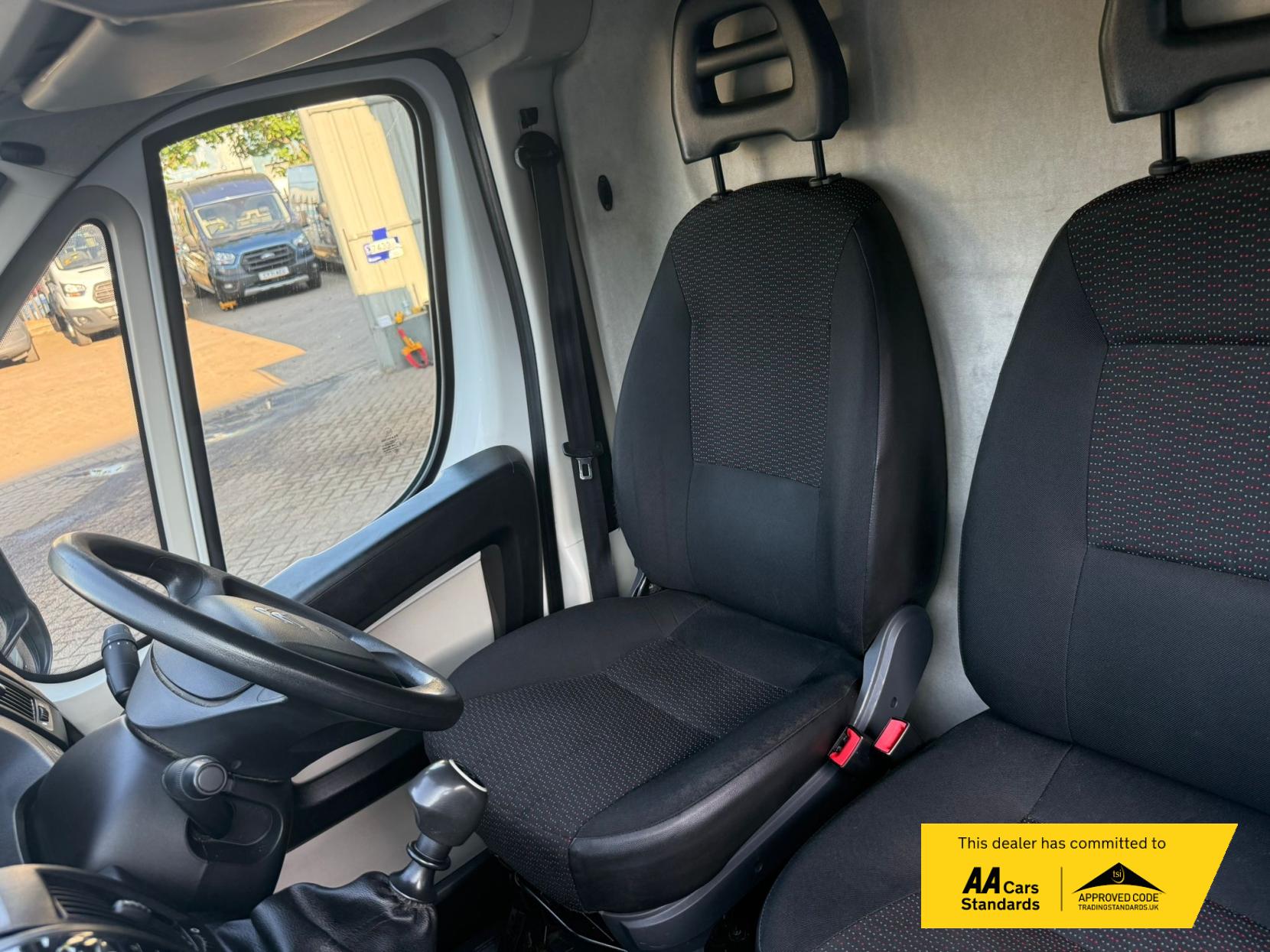Citroen Relay 2.0 BlueHDi 35 Panel Van 5dr Diesel Manual L3 Extra High Roof Euro 6 (130 ps)
