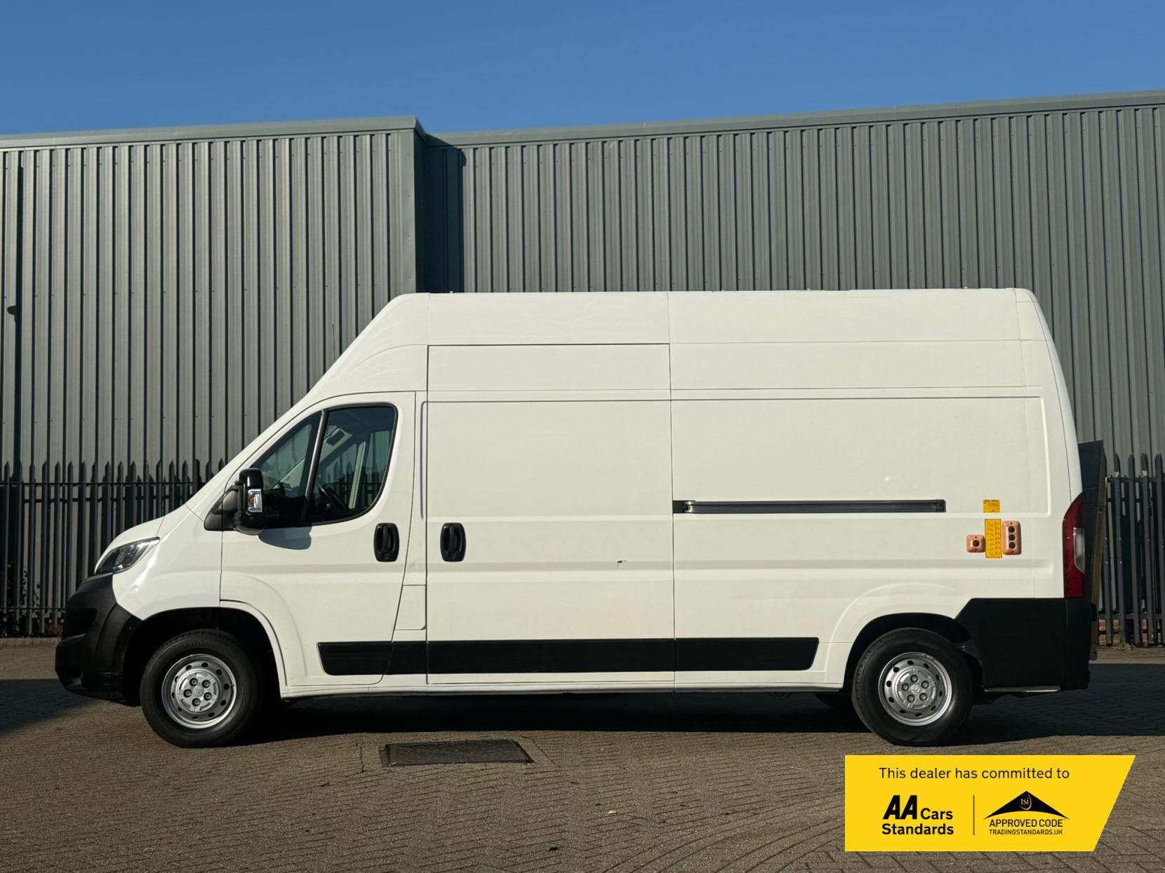 Citroen Relay 2.0 BlueHDi 35 Panel Van 5dr Diesel Manual L3 Extra High Roof Euro 6 (130 ps)