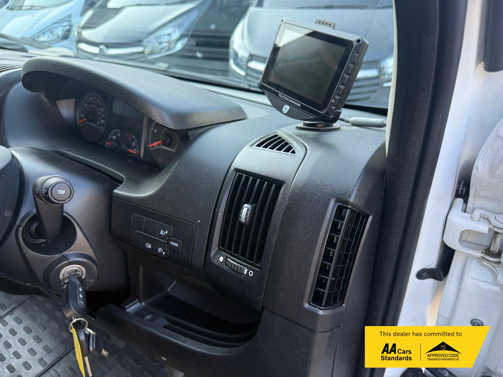 Citroen Relay 2.0 BlueHDi 35 Panel Van 5dr Diesel Manual L3 Extra High Roof Euro 6 (130 ps)