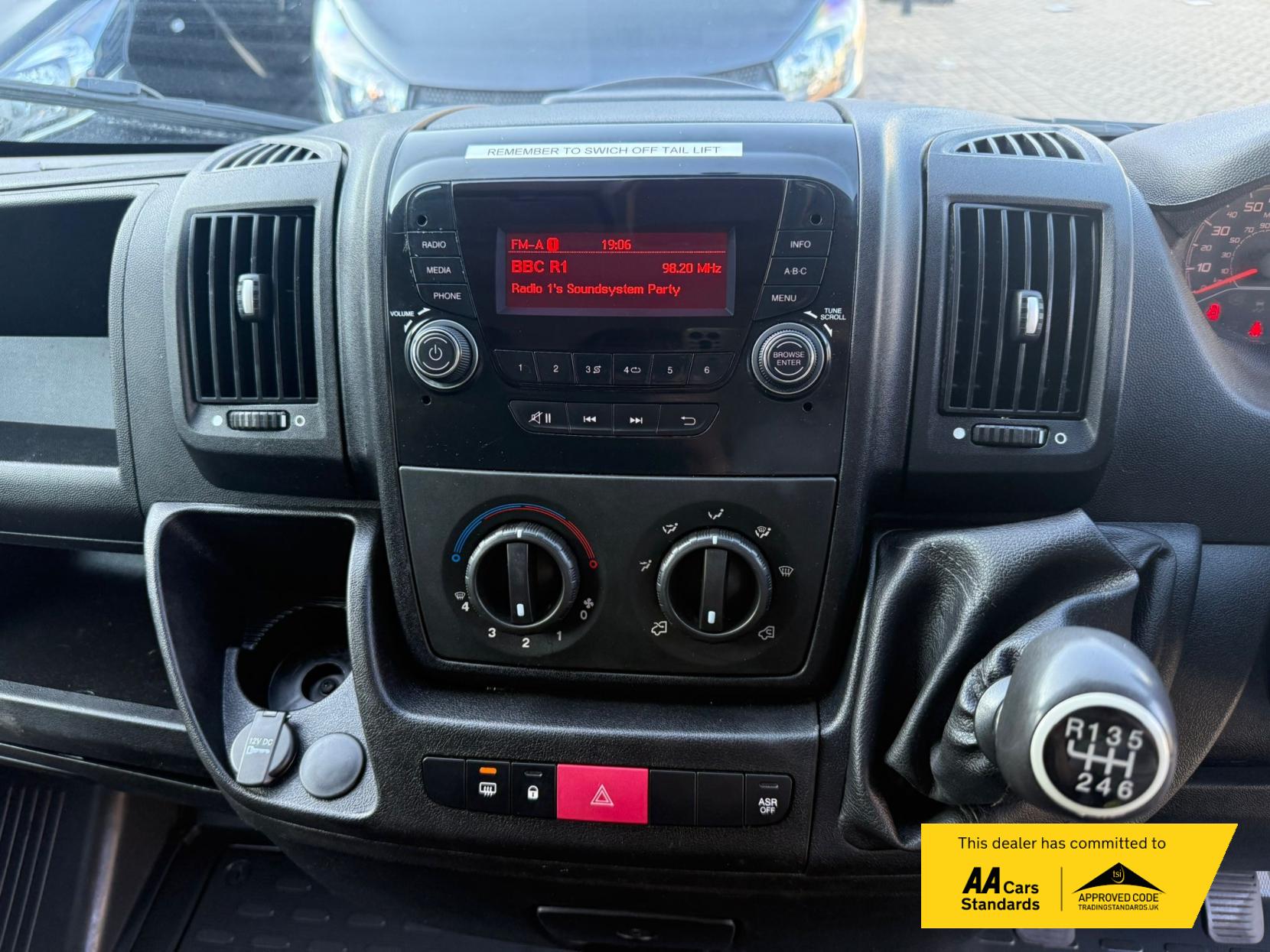 Citroen Relay 2.0 BlueHDi 35 Panel Van 5dr Diesel Manual L3 Extra High Roof Euro 6 (130 ps)