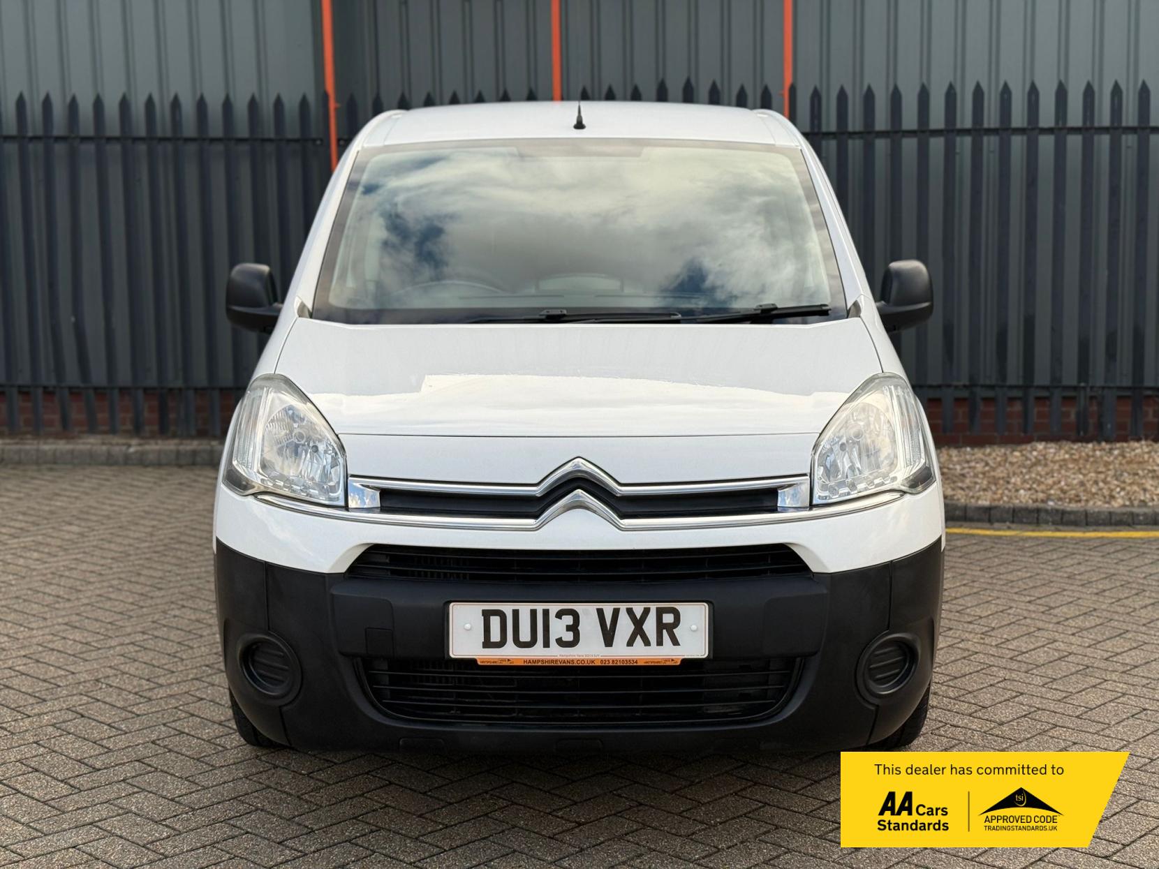 Citroen Berlingo 1.6 HDi 625 LX Panel Van 5dr Diesel Manual L1 (Euro 5) (138 g/km, 90 bhp)