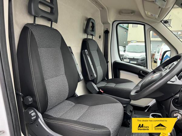 Fiat Ducato 2.3 MultiJetII 35 Panel Van 5dr Diesel Manual M H2 Euro 5 (130 ps)