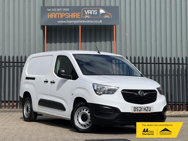 Vauxhall Combo 1.5 Turbo D 2300 Dynamic Panel Van 4dr Diesel Manual L2 H1 Euro 6 (100 ps)