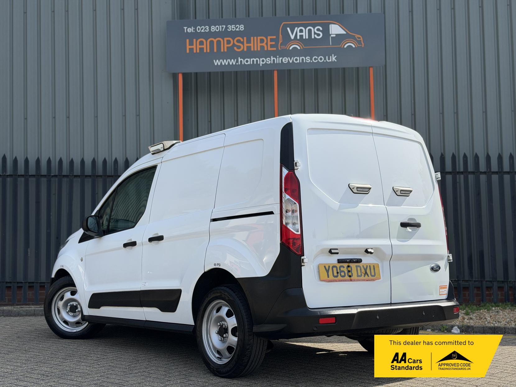 2019 Ford Transit Connect 1.5 220 EcoBlue Panel Van 5dr Diesel Manual L1 Euro 6 (s/s) (100 ps) - Thumbnail 4