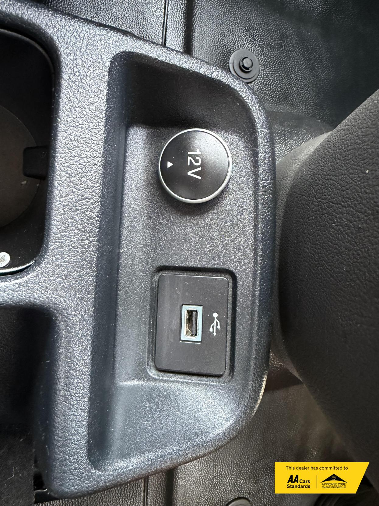 2019 Ford Transit Connect 1.5 220 EcoBlue Panel Van 5dr Diesel Manual L1 Euro 6 (s/s) (100 ps) - Thumbnail 31
