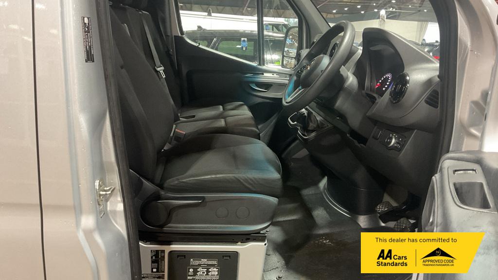 Mercedes-Benz Sprinter 2.0 315 CDI Progressive Panel Van 5dr Diesel Manual RWD L3 H2 Euro 6 (s/s) (150 ps)