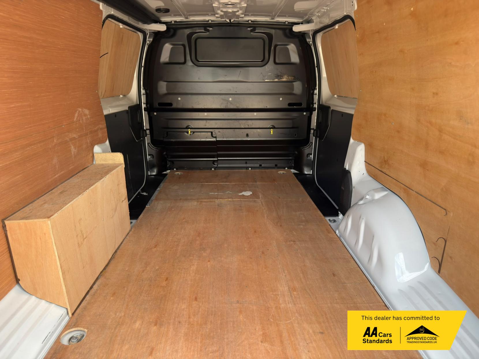 2023 Vauxhall Vivaro 1.5 Turbo D 2900 Pro Panel Van 6dr Diesel Manual L2 H1 Euro 6 (s/s) (100 ps) - Thumbnail 24