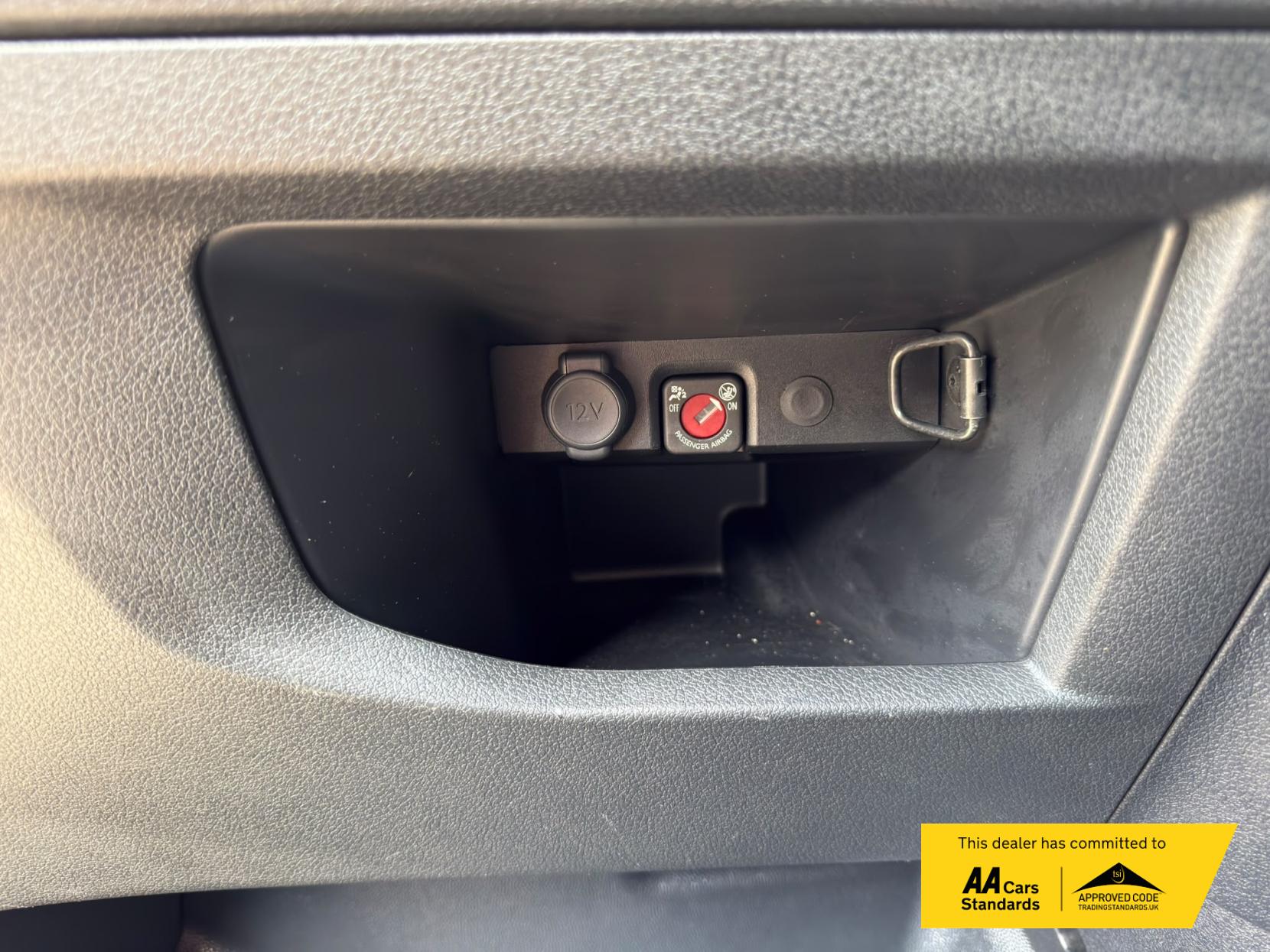 2023 Vauxhall Vivaro 1.5 Turbo D 2900 Pro Panel Van 6dr Diesel Manual L2 H1 Euro 6 (s/s) (100 ps) - Thumbnail 49