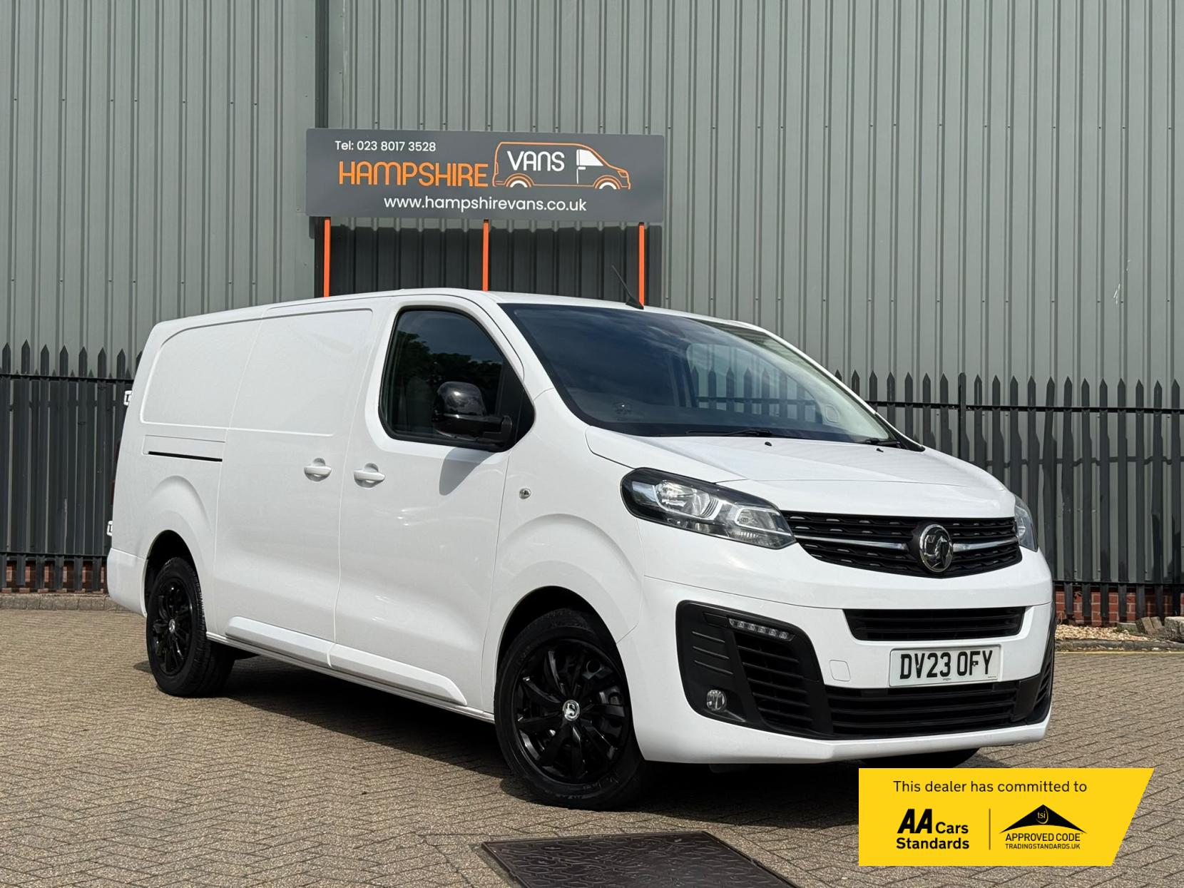 2023 Vauxhall Vivaro 1.5 Turbo D 2900 Pro Panel Van 6dr Diesel Manual L2 H1 Euro 6 (s/s) (100 ps) - Thumbnail 3