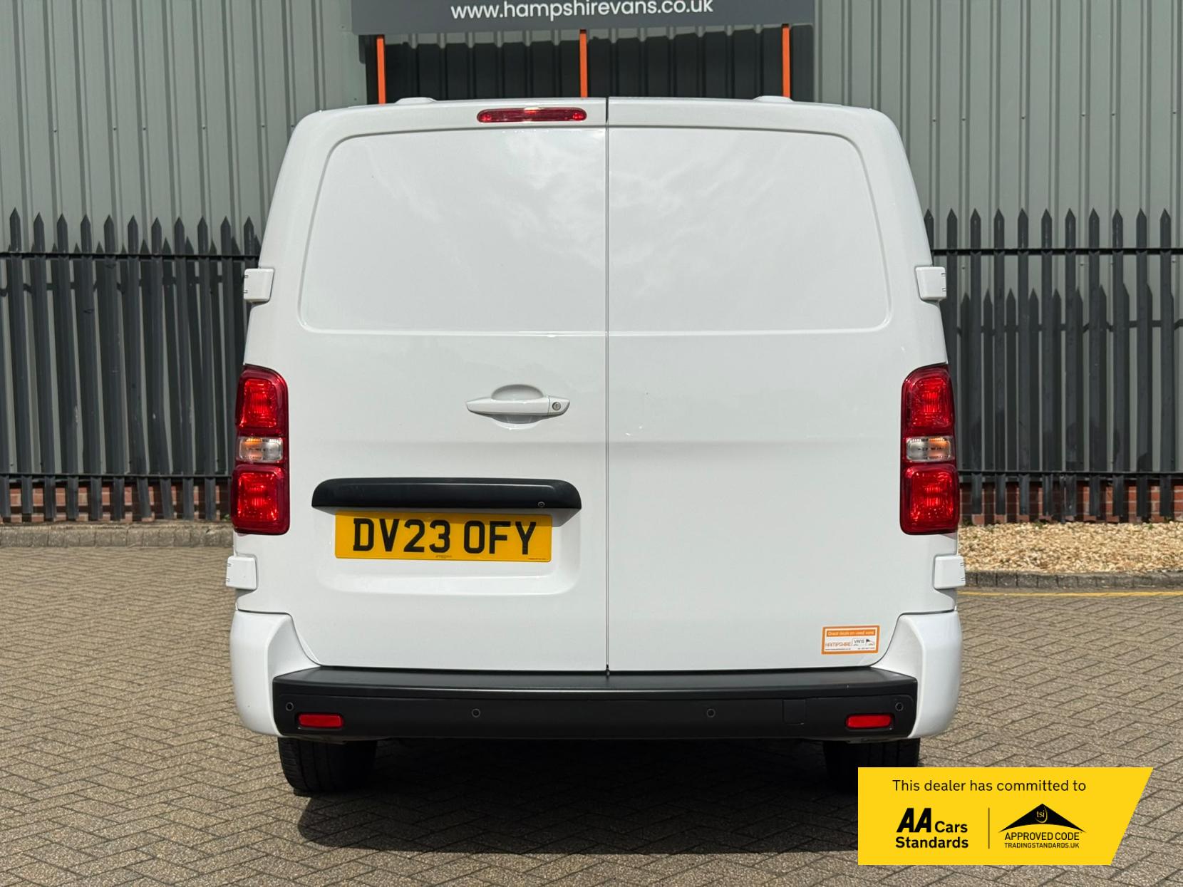 2023 Vauxhall Vivaro 1.5 Turbo D 2900 Pro Panel Van 6dr Diesel Manual L2 H1 Euro 6 (s/s) (100 ps) - Thumbnail 8