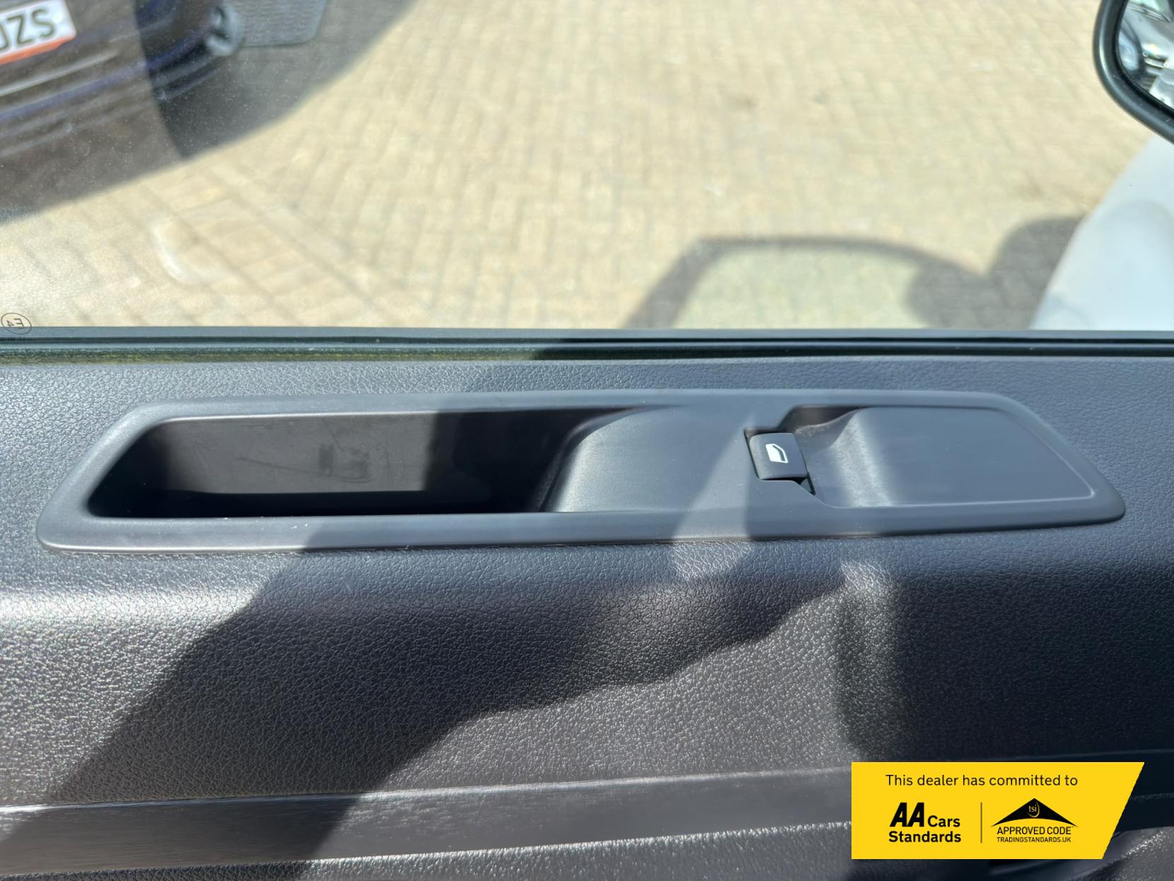 2023 Vauxhall Vivaro 1.5 Turbo D 2900 Pro Panel Van 6dr Diesel Manual L2 H1 Euro 6 (s/s) (100 ps) - Thumbnail 51