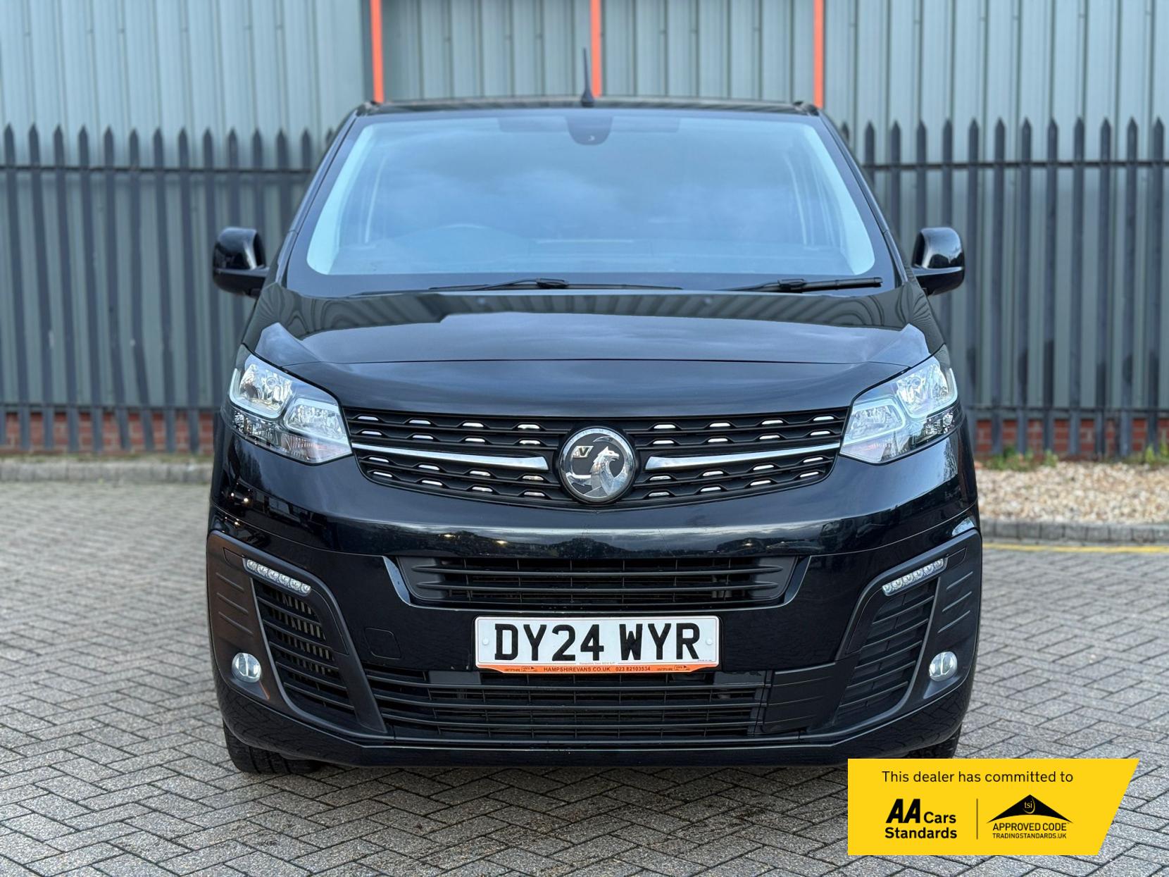 Vauxhall Vivaro 2.0 Turbo D 3100 Pro Panel Van 6dr Diesel Manual L2 H1 Euro 6 (s/s) (145 ps)