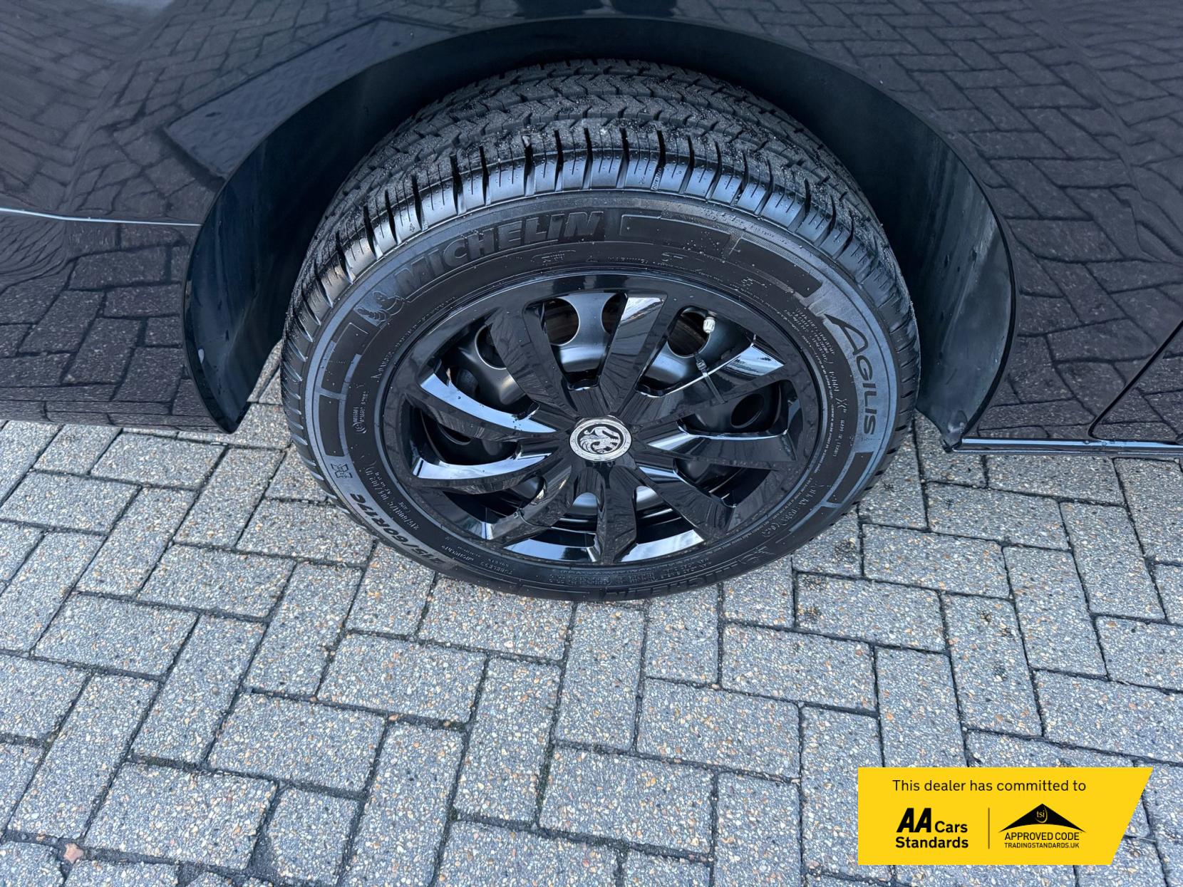 Vauxhall Vivaro 2.0 Turbo D 3100 Pro Panel Van 6dr Diesel Manual L2 H1 Euro 6 (s/s) (145 ps)