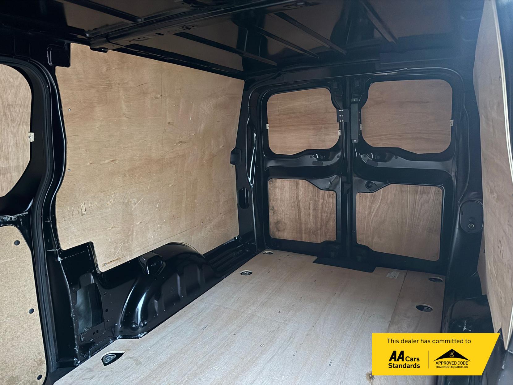 Vauxhall Vivaro 2.0 Turbo D 3100 Pro Panel Van 6dr Diesel Manual L2 H1 Euro 6 (s/s) (145 ps)