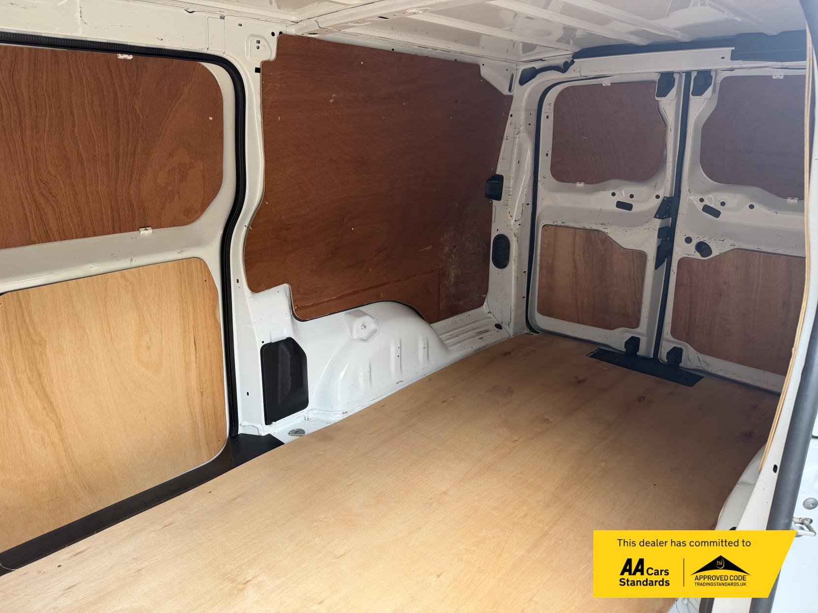 2020 Vauxhall Vivaro 1.5 Turbo D 2900 Sportive Panel Van 5dr Diesel Manual L2 H1 Euro 6 (s/s) (100 ps) - Thumbnail 27