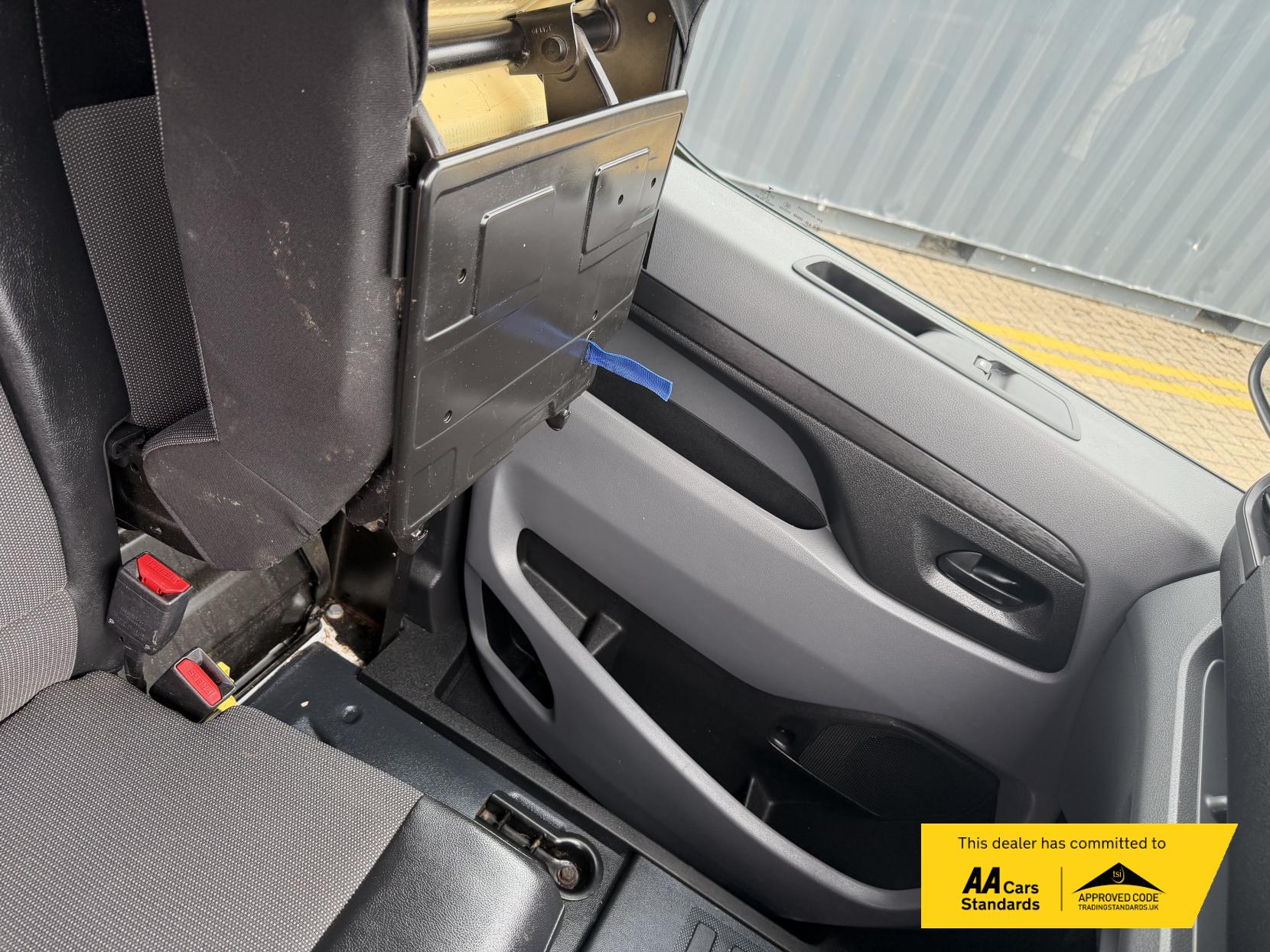 2020 Vauxhall Vivaro 1.5 Turbo D 2900 Sportive Panel Van 5dr Diesel Manual L2 H1 Euro 6 (s/s) (100 ps) - Thumbnail 14