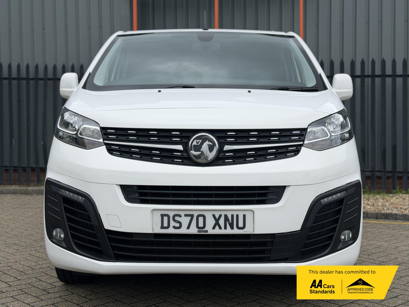 2020 Vauxhall Vivaro 1.5 Turbo D 2900 Sportive Panel Van 5dr Diesel Manual L2 H1 Euro 6 (s/s) (100 ps) - Thumbnail 16