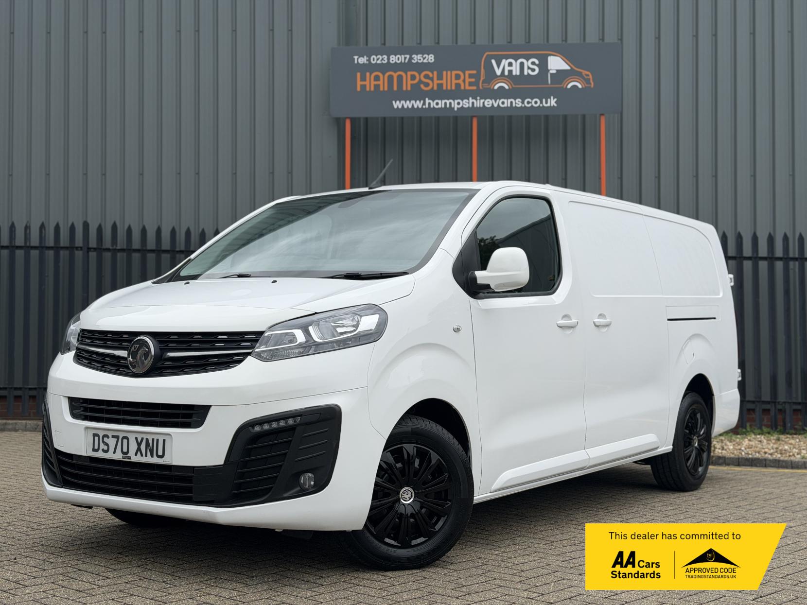 2020 Vauxhall Vivaro 1.5 Turbo D 2900 Sportive Panel Van 5dr Diesel Manual L2 H1 Euro 6 (s/s) (100 ps) - Thumbnail 2