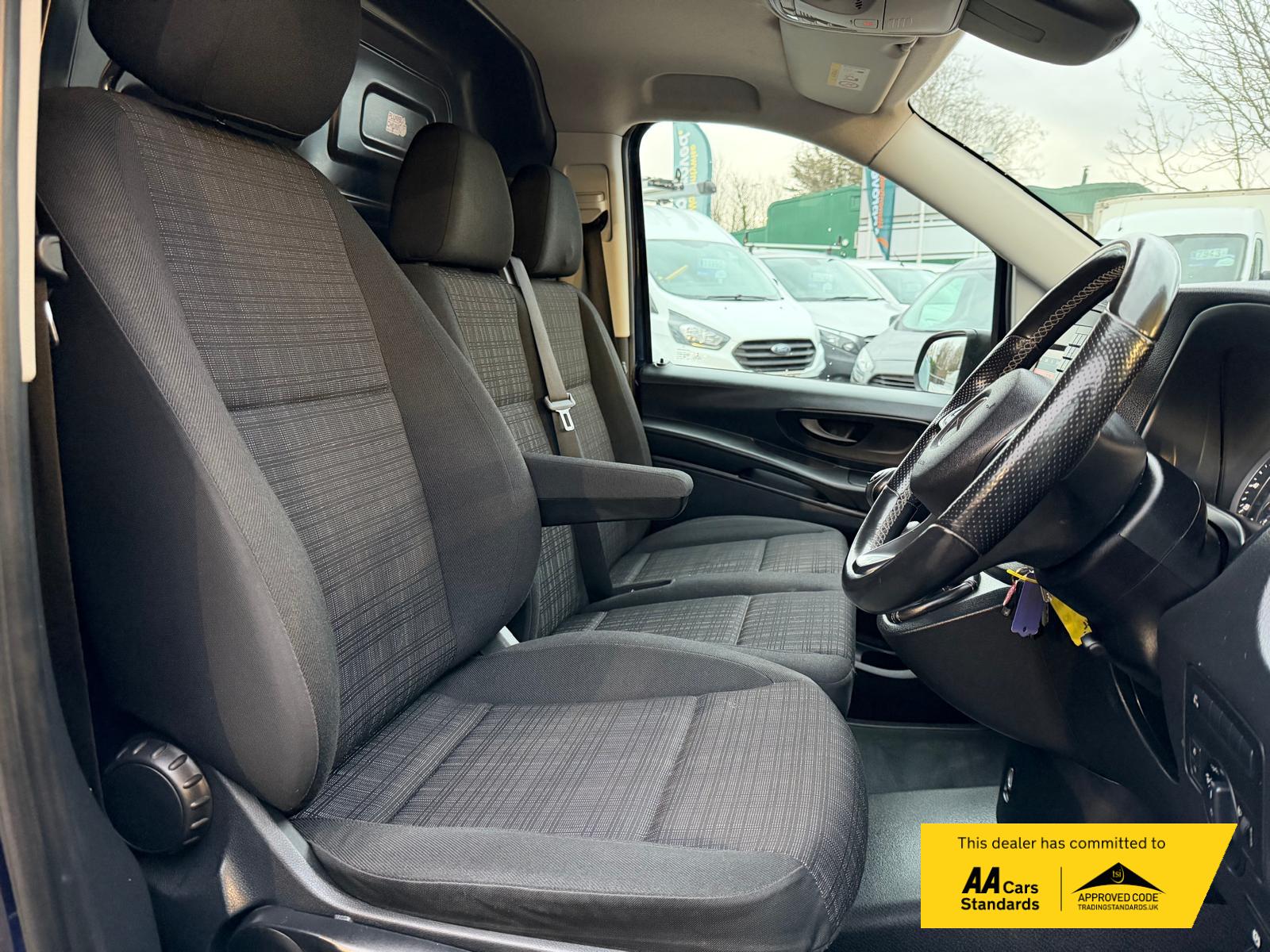 Mercedes-Benz Vito 2.1 114 CDI Premium Panel Van 5dr Diesel Manual RWD L3 Euro 6 (s/s) (136 ps)