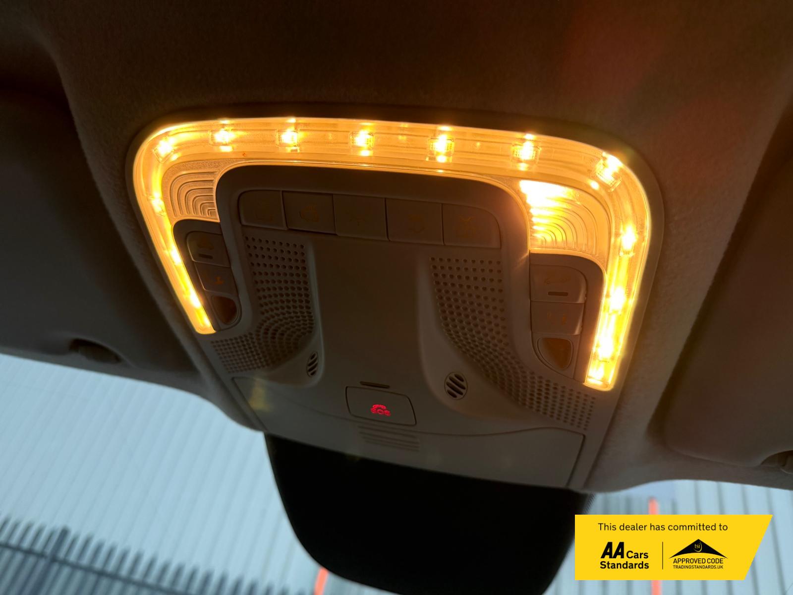 Mercedes-Benz Vito 2.1 114 CDI Premium Panel Van 5dr Diesel Manual RWD L3 Euro 6 (s/s) (136 ps)