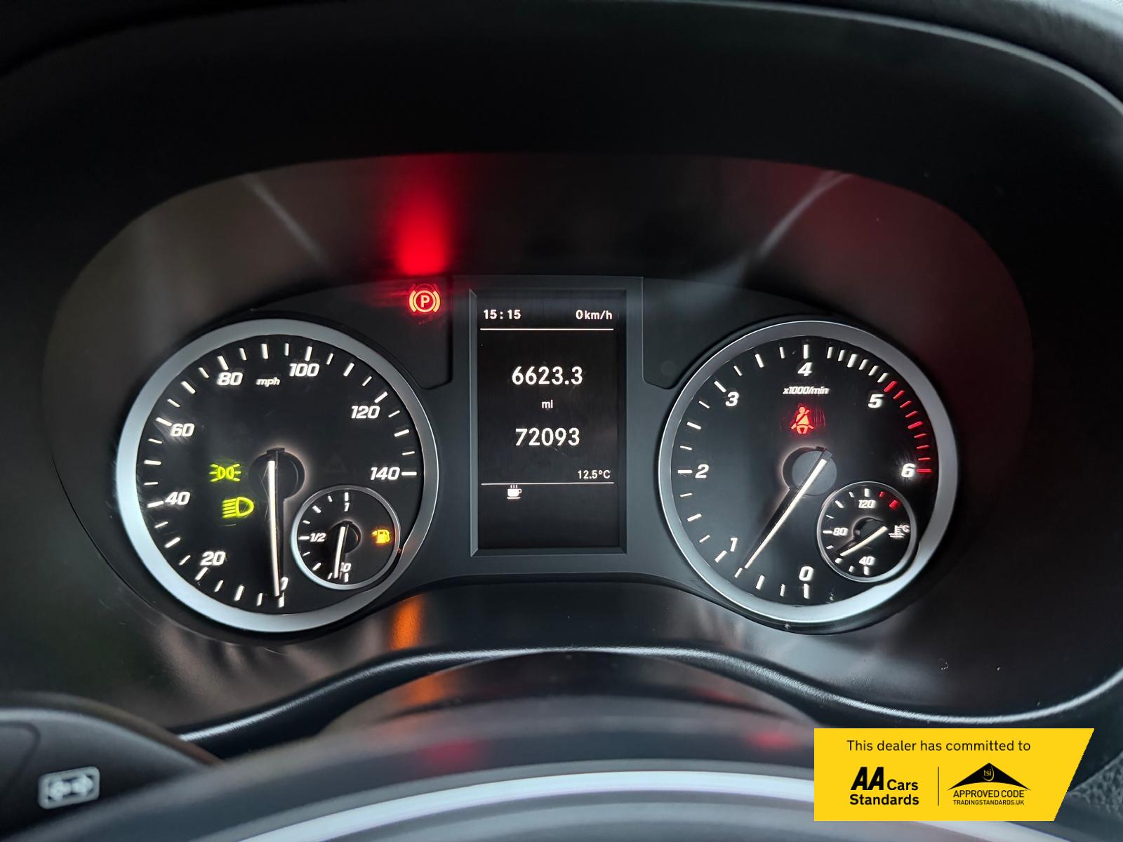 Mercedes-Benz Vito 2.1 114 CDI Premium Panel Van 5dr Diesel Manual RWD L3 Euro 6 (s/s) (136 ps)