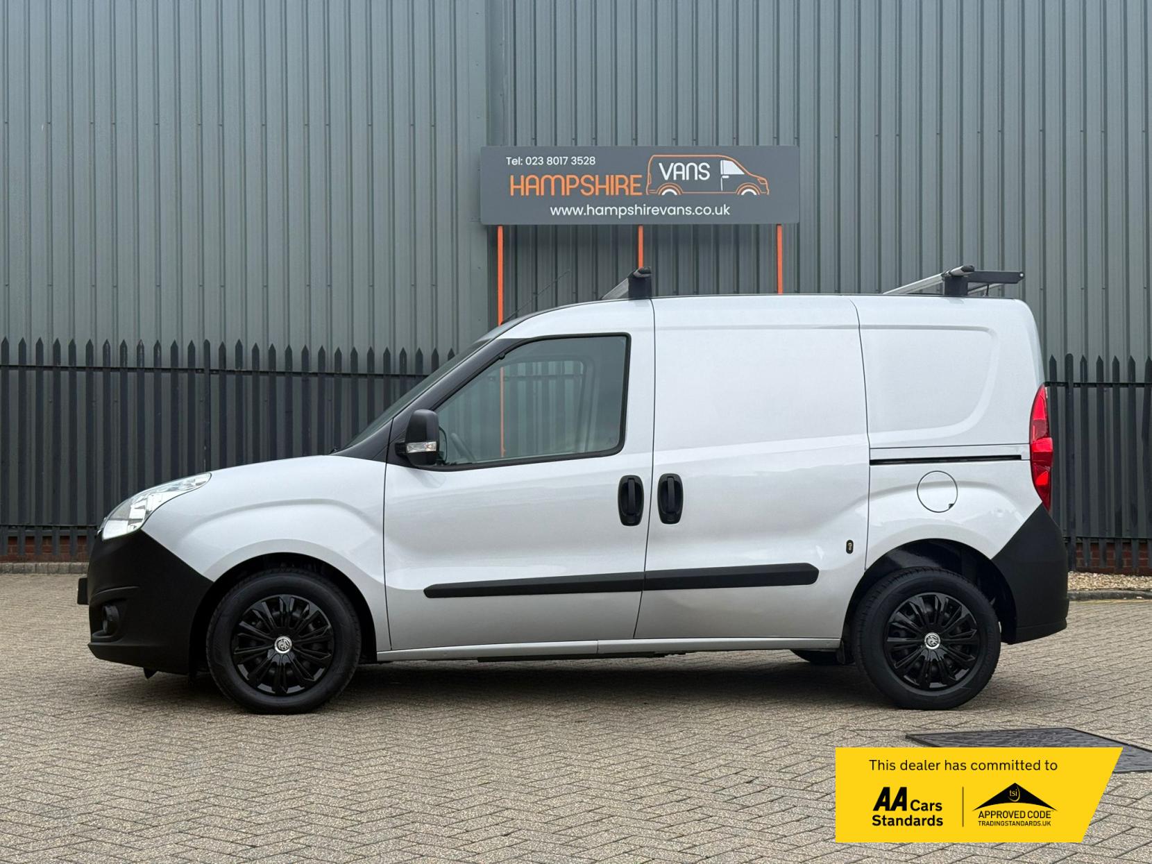 2018 Vauxhall Combo - Thumbnail 6
