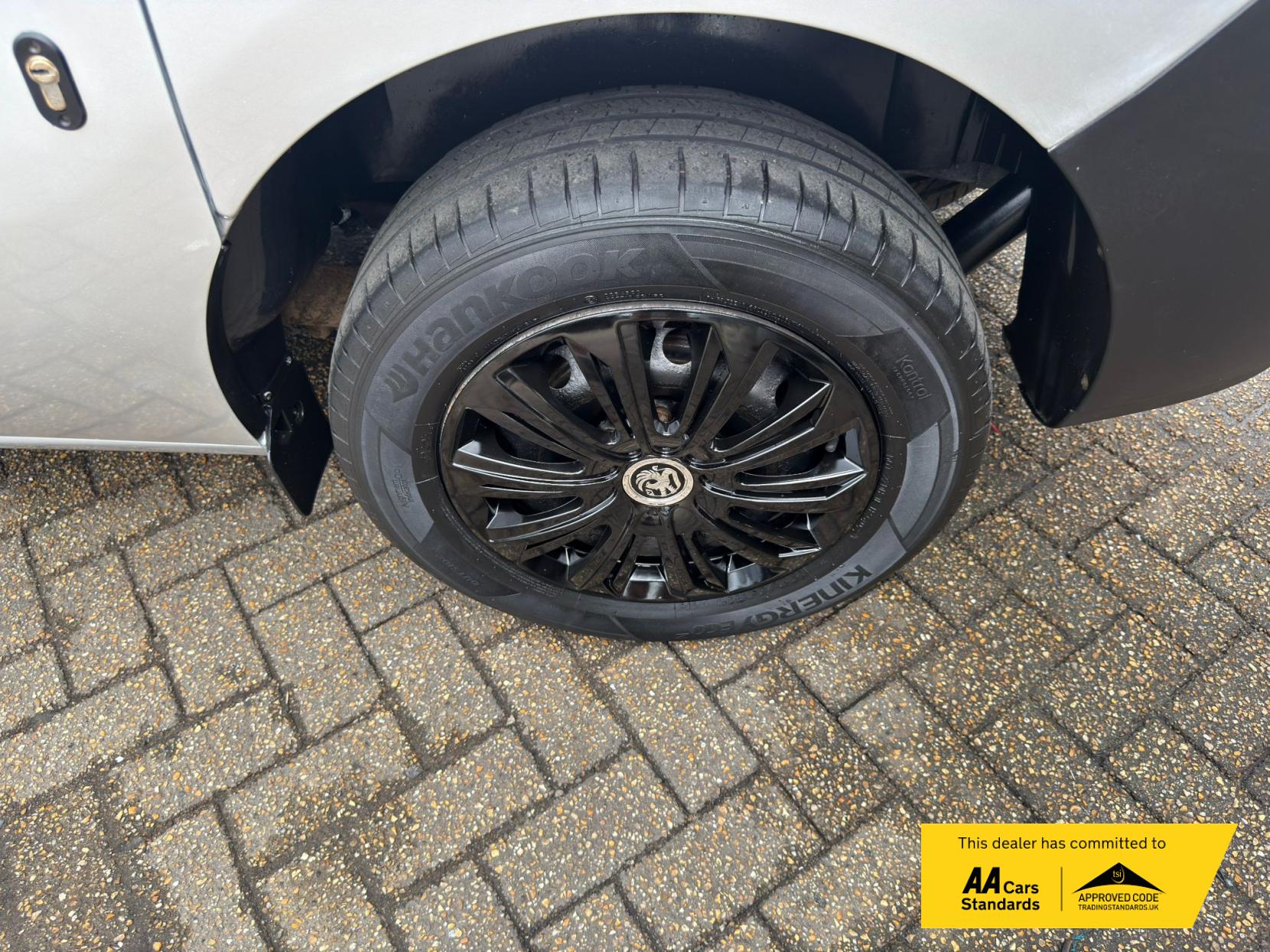 2018 Vauxhall Combo - Thumbnail 44