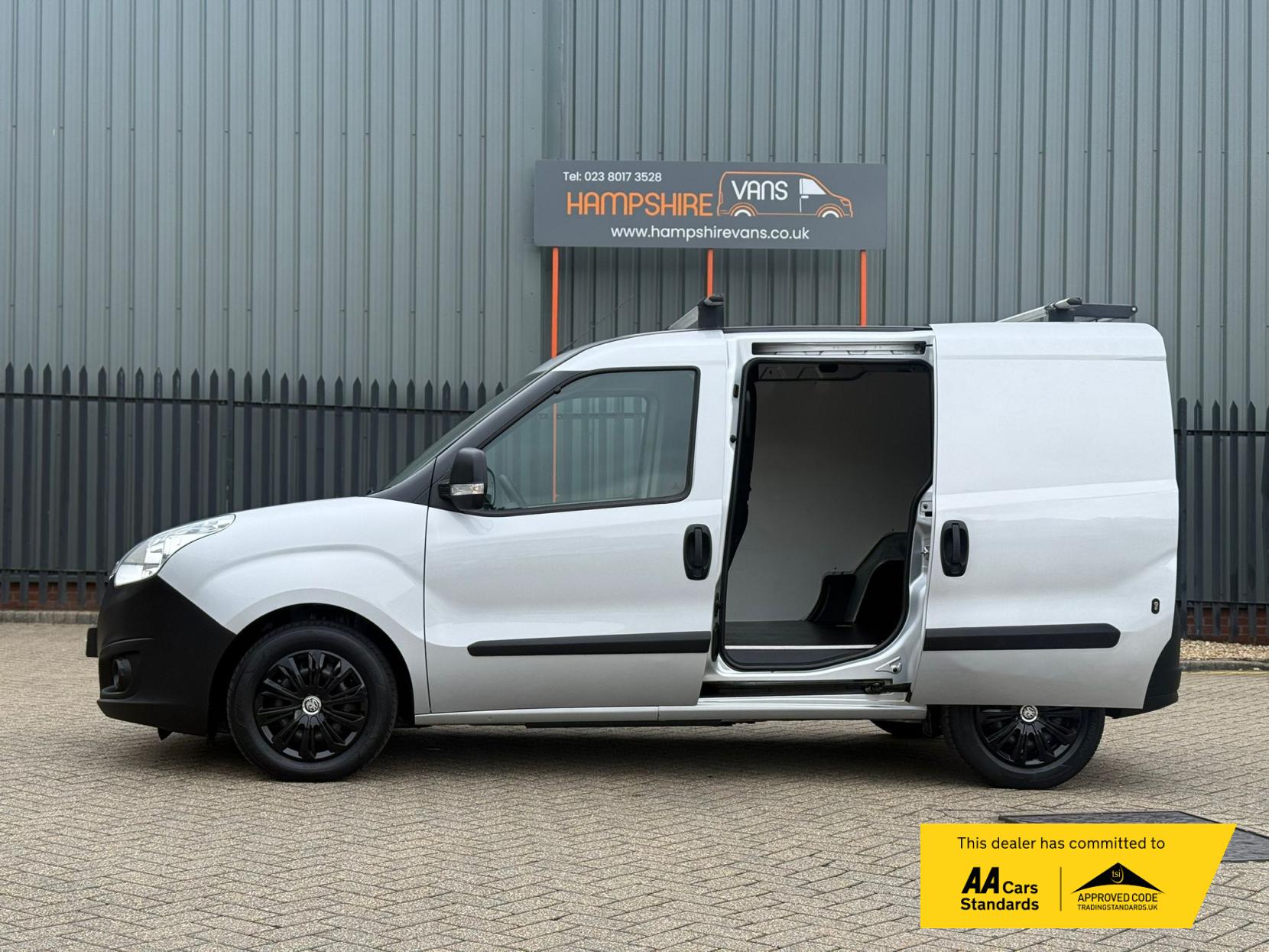 2018 Vauxhall Combo - Thumbnail 7