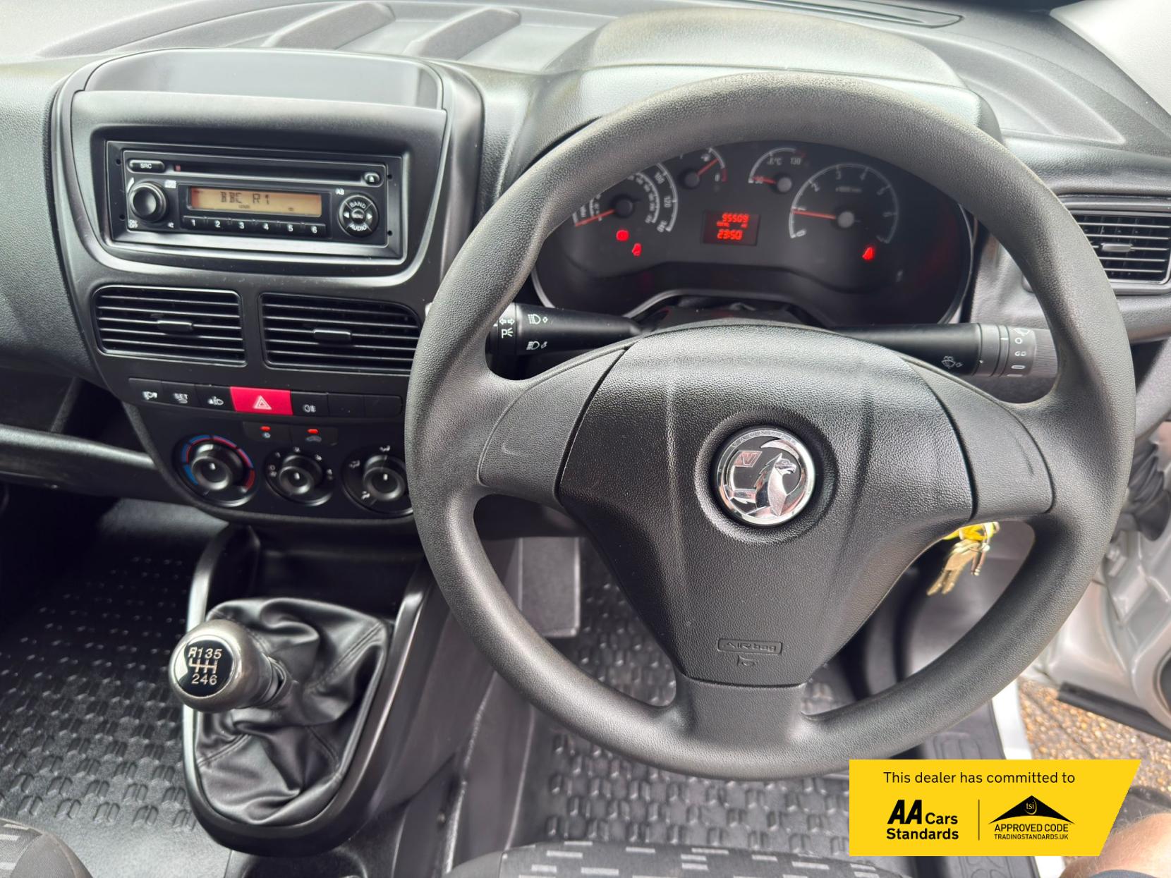 2018 Vauxhall Combo - Thumbnail 22