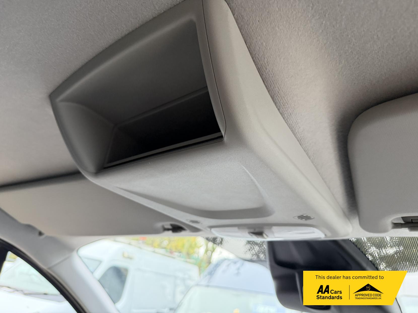 Ford Transit Custom 2.0 TDCi 270 Trend Panel Van 5dr Diesel Manual L1 H1 (157 g/km, 128 bhp)