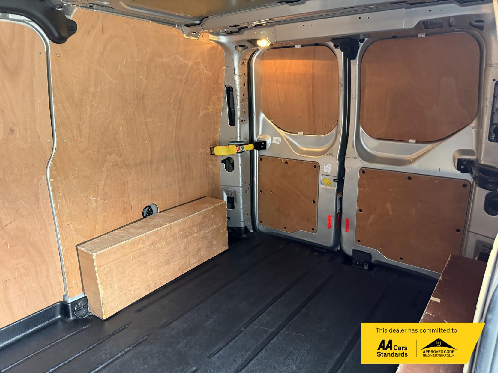 Ford Transit Custom 2.0 TDCi 270 Trend Panel Van 5dr Diesel Manual L1 H1 (157 g/km, 128 bhp)