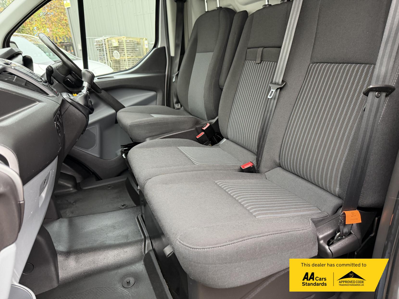 Ford Transit Custom 2.0 TDCi 270 Trend Panel Van 5dr Diesel Manual L1 H1 (157 g/km, 128 bhp)