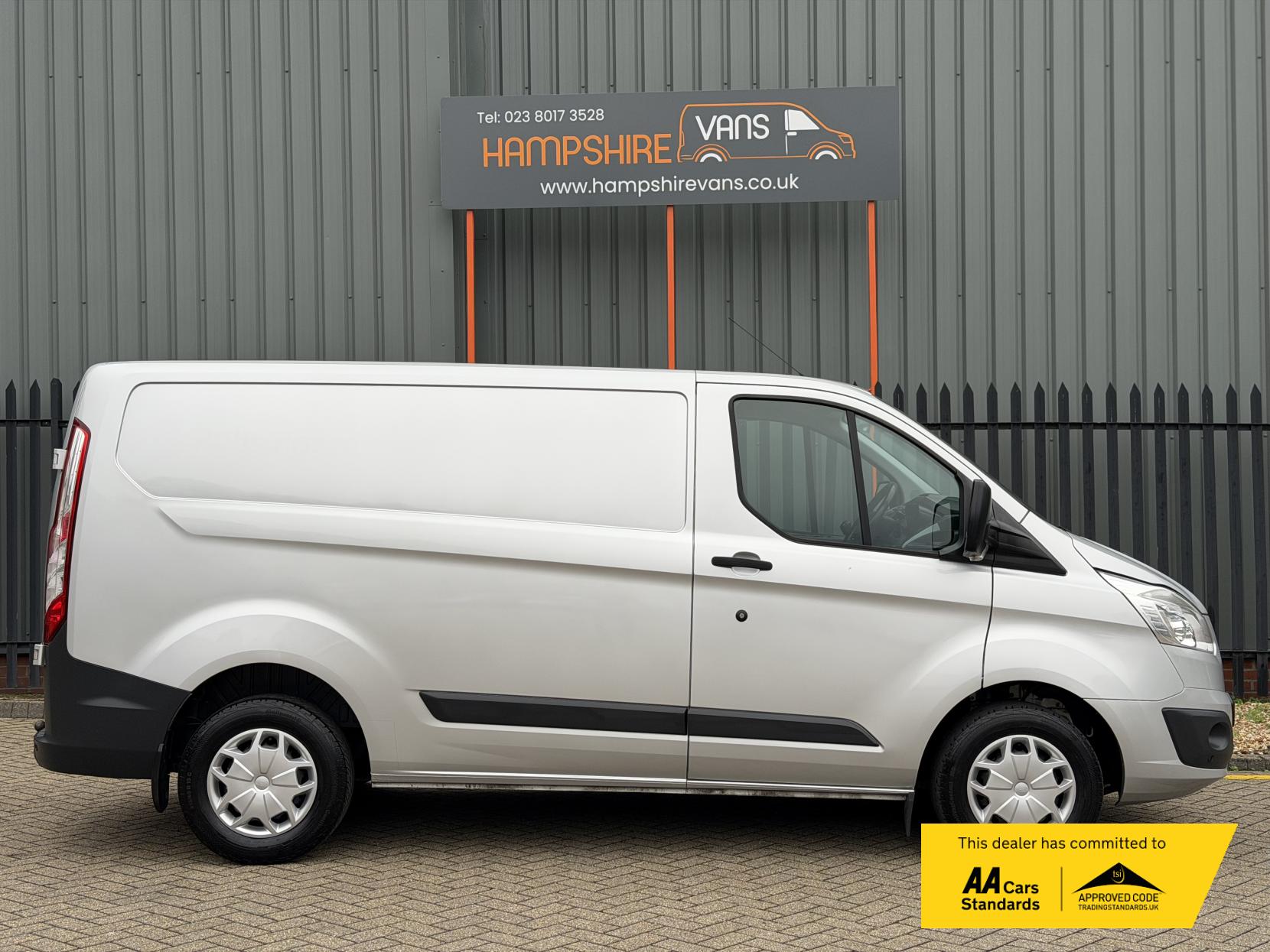 Ford Transit Custom 2.0 TDCi 270 Trend Panel Van 5dr Diesel Manual L1 H1 (157 g/km, 128 bhp)