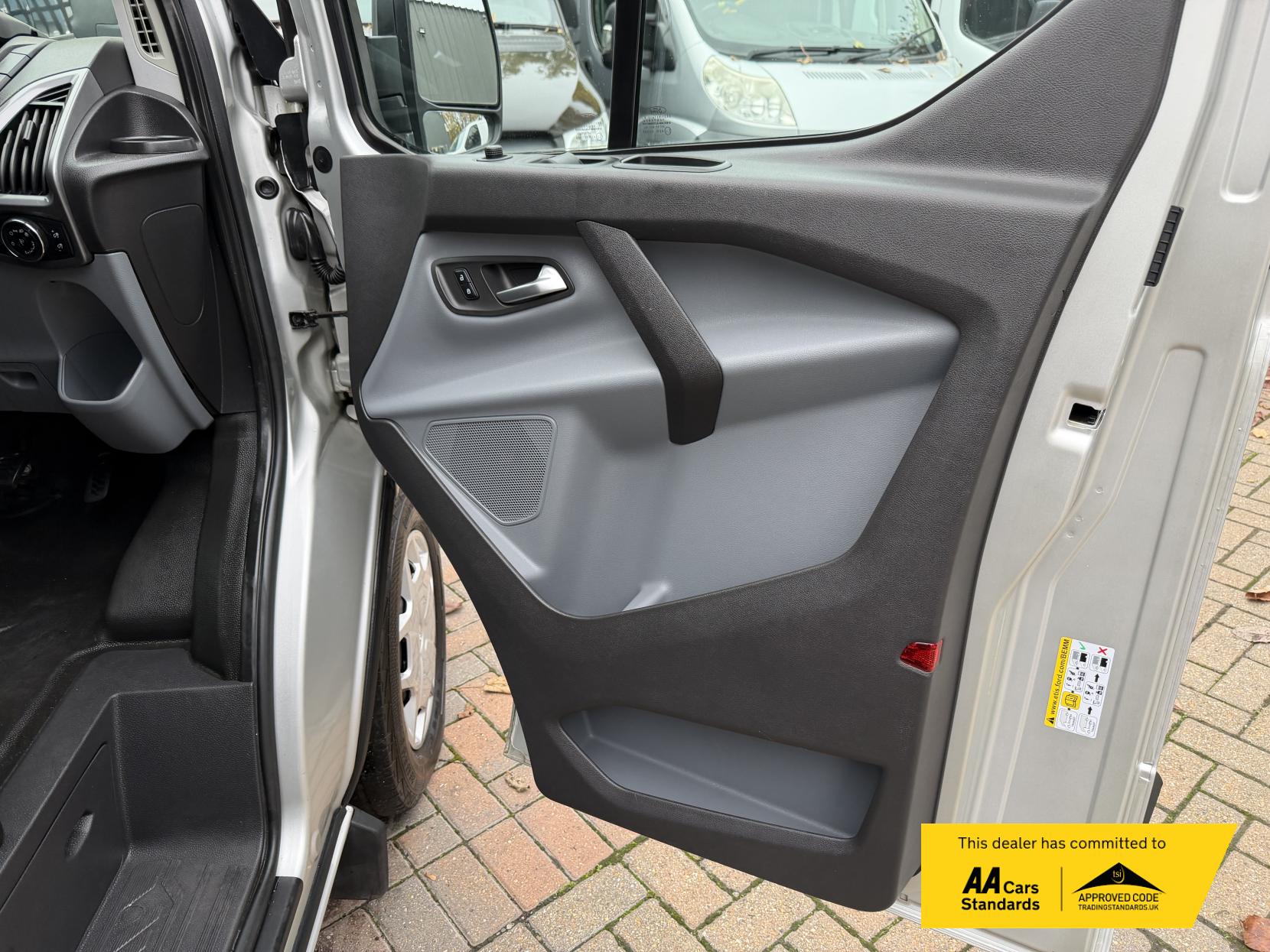 Ford Transit Custom 2.0 TDCi 270 Trend Panel Van 5dr Diesel Manual L1 H1 (157 g/km, 128 bhp)